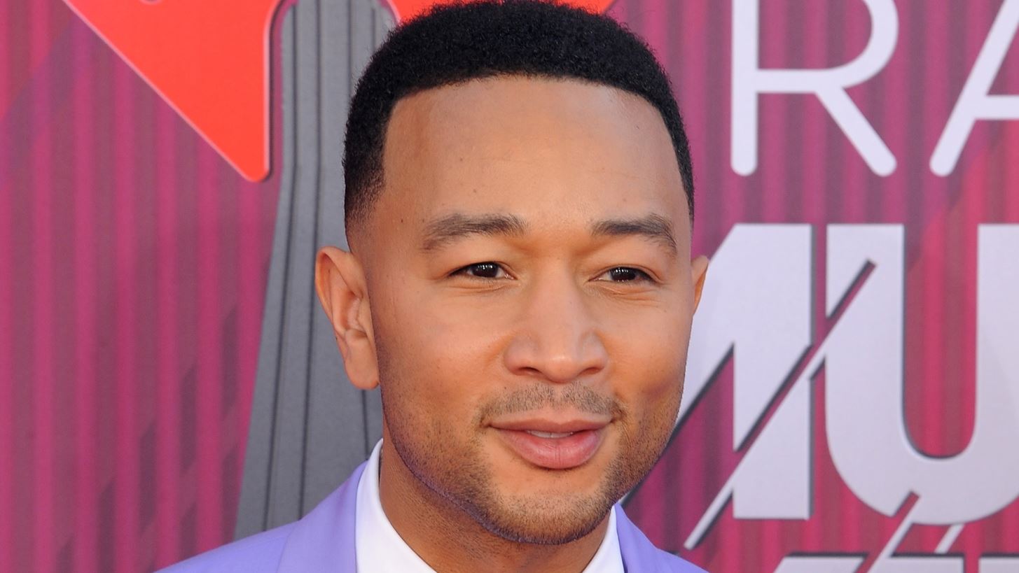 John Legend | &#x397; &#x3C0;&#x3B9;&#x3BF; &#x3BE;&#x3B5;&#x3C7;&#x3C9;&#x3C1;&#x3B9;&#x3C3;&#x3C4;&#x3AE; &#x3C3;&#x3C5;&#x3BD;&#x3AD;&#x3BD;&#x3C4;&#x3B5;&#x3C5;&#x3BE;&#x3B7; &#x3C0;&#x3BF;&#x3C5; &#x3AD;&#x3B4;&#x3C9;&#x3C3;&#x3B5; &#x3BB;&#x3AF;&#x3B3;&#x3BF; &#x3C0;&#x3C1;&#x3B9;&#x3BD; &#x3C6;&#x3CD;&#x3B3;&#x3B5;&#x3B9; &#x3C4;&#x3BF; 2024