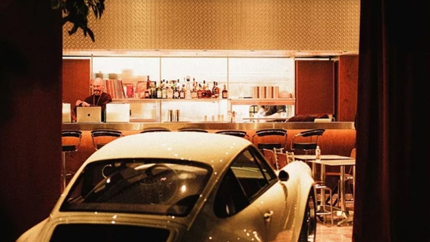 Γιατί το "Βουλκανιζατέρ" είναι το επόμενο instant hit της πόλης