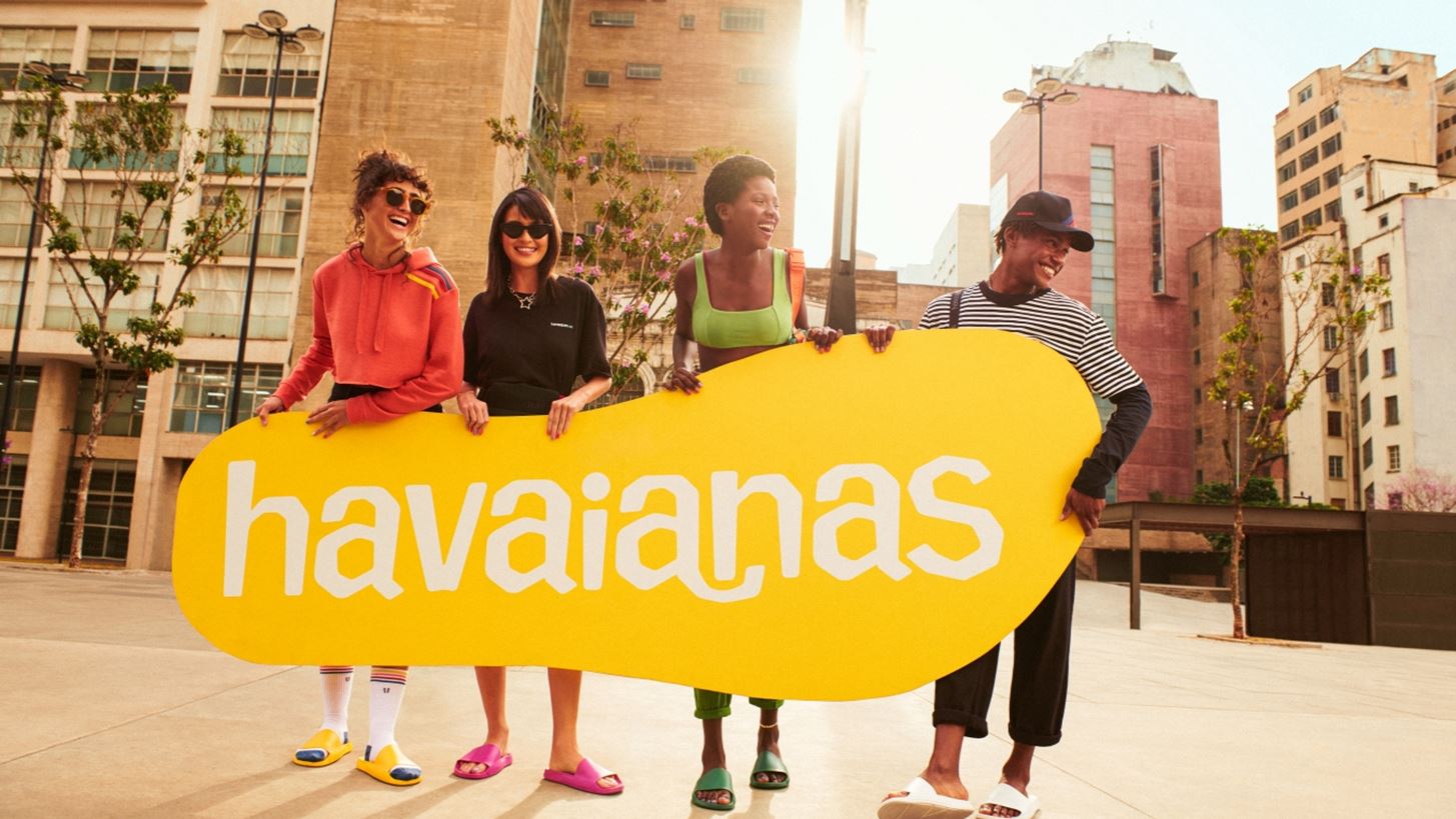 &#x3A4;&#x3B1; &#x3BD;&#x3AD;&#x3B1; slides &#x3C4;&#x3B7;&#x3C2; Havaianas &#x3C5;&#x3C0;&#x3CC;&#x3C3;&#x3C7;&#x3BF;&#x3BD;&#x3C4;&#x3B1;&#x3B9; &#x3B1;&#x3BD;&#x3B1;&#x3BD;&#x3B5;&#x3C9;&#x3BC;&#x3AD;&#x3BD;&#x3BF; &#x3BA;&#x3B1;&#x3BB;&#x3BF;&#x3BA;&#x3B1;&#x3B9;&#x3C1;&#x3B9;&#x3BD;&#x3CC; &#x3C3;&#x3C4;&#x3B9;&#x3BB;