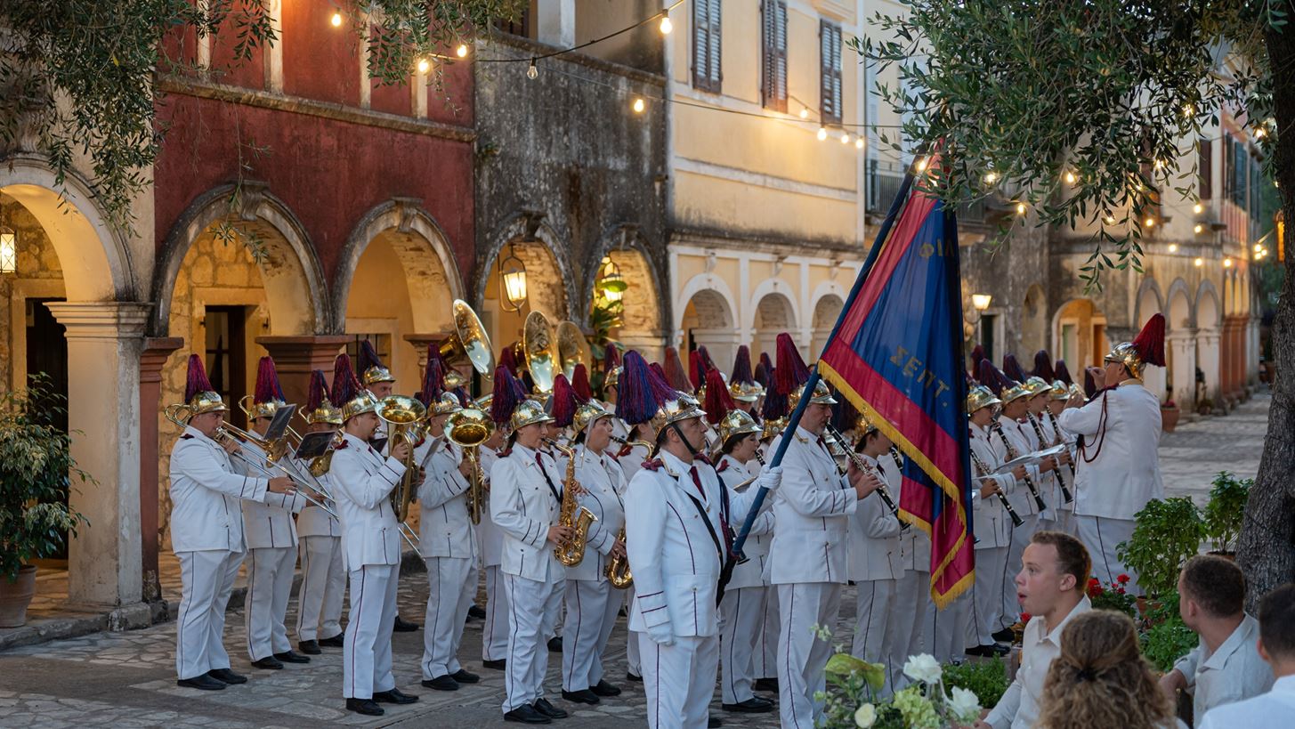 &#x39C;&#x3B9;&#x3B1; &#x3B2;&#x3B1;&#x3B8;&#x3B9;&#x3AC; &#x3C5;&#x3C0;&#x3CC;&#x3BA;&#x3BB;&#x3B9;&#x3C3;&#x3B7; &#x3C3;&#x3C4;&#x3B7;&#x3BD; &quot;&#x3B1;&#x3C1;&#x3C7;&#x3CC;&#x3BD;&#x3C4;&#x3B9;&#x3C3;&#x3C3;&#x3B1; &#x3C4;&#x3BF;&#x3C5; &#x399;&#x3BF;&#x3BD;&#x3AF;&#x3BF;&#x3C5;&quot; &#x3B1;&#x3C0;&#x3CC; &#x3C4;&#x3B7;&#x3BD; Grecotel