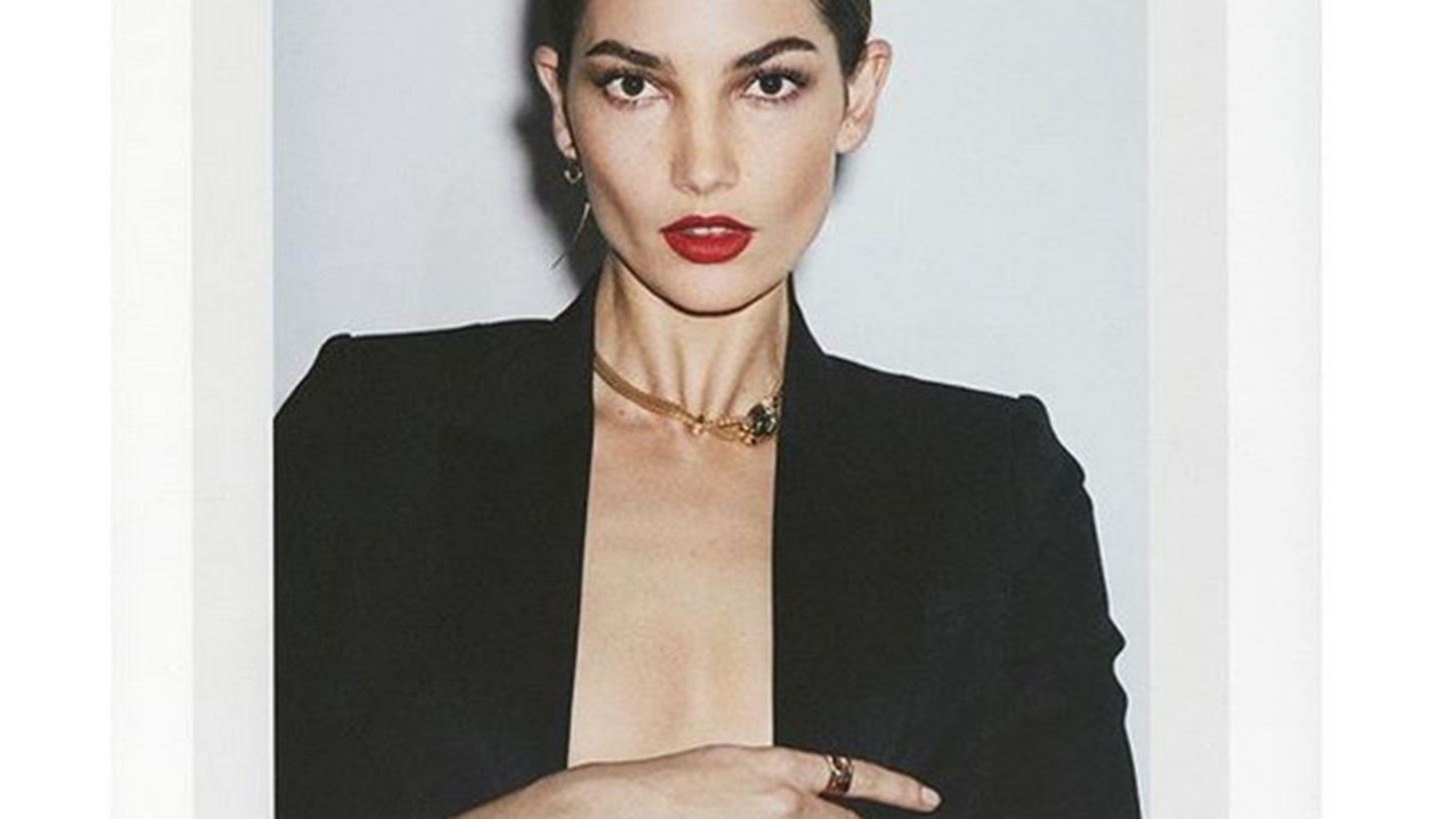 &#x397; Lily Aldridge &#x3B1;&#x3C0;&#x3BF;&#x3BA;&#x3B1;&#x3BB;&#x3CD;&#x3C0;&#x3C4;&#x3B5;&#x3B9; &#x3CC;&#x3C4;&#x3B9; &#x3AD;&#x3C7;&#x3B5;&#x3B9; &#x3B4;&#x3B5;&#x3C7;&#x3C4;&#x3B5;&#x3AF; &#x3C0;&#x3BF;&#x3BB;&#x3CD; &#x3AC;&#x3C3;&#x3C7;&#x3B7;&#x3BC;&#x3B7; &#x3BA;&#x3C1;&#x3B9;&#x3C4;&#x3B9;&#x3BA;&#x3AE;, &#x3B5;&#x3B9;&#x3B4;&#x3B9;&#x3BA;&#x3AC; &#x3C3;&#x3C4;&#x3B1; social media