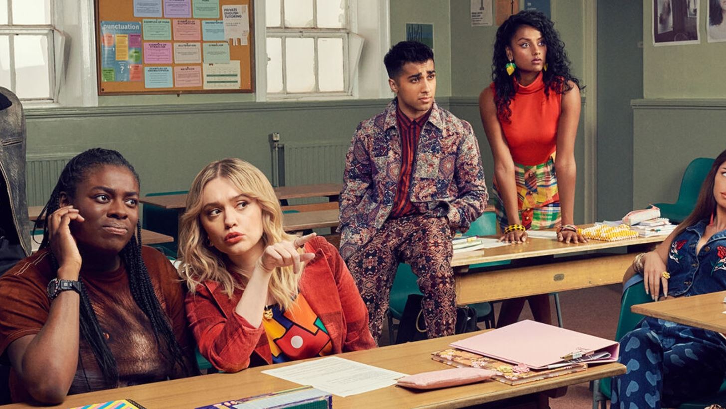 &#x397; Stella McCartney &#x3BA;&#x3AC;&#x3BD;&#x3B5;&#x3B9; &#x3C4;&#x3B7;&#x3BD; &#x3C0;&#x3B9;&#x3BF; &#x3B1;&#x3BD;&#x3B1;&#x3C4;&#x3C1;&#x3B5;&#x3C0;&#x3C4;&#x3B9;&#x3BA;&#x3AE; &#x3BA;&#x3B1;&#x3BC;&#x3C0;&#x3AC;&#x3BD;&#x3B9;&#x3B1; &#x3BA;&#x3B1;&#x3C4;&#x3AC; &#x3C4;&#x3BF;&#x3C5; &#x3BA;&#x3B1;&#x3C1;&#x3BA;&#x3AF;&#x3BD;&#x3BF;&#x3C5; &#x3C4;&#x3BF;&#x3C5; &#x3BC;&#x3B1;&#x3C3;&#x3C4;&#x3BF;&#x3CD; &#x3BC;&#x3B5; &#x3C4;&#x3BF;&#x3C5;&#x3C2; &#x3C0;&#x3C1;&#x3C9;&#x3C4;&#x3B1;&#x3B3;&#x3C9;&#x3BD;&#x3B9;&#x3C3;&#x3C4;&#x3AD;&#x3C2; &#x3C4;&#x3B7;&#x3C2; &#x3C3;&#x3B5;&#x3B9;&#x3C1;&#x3AC;&#x3C2; Sex Education