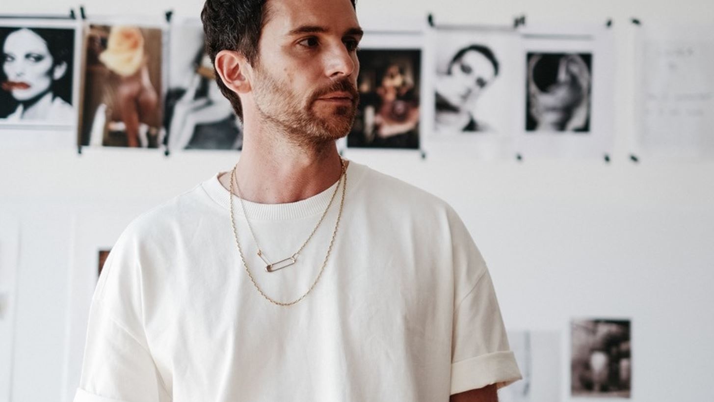 Guy Berryman | &#x39C;&#x3B9;&#x3BB;&#x3AE;&#x3C3;&#x3B1;&#x3BC;&#x3B5; &#x3BC;&#x3B5; &#x3C4;&#x3BF;&#x3BD; &#x3BC;&#x3C0;&#x3B1;&#x3C3;&#x3AF;&#x3C3;&#x3C4;&#x3B1; &#x3C4;&#x3C9;&#x3BD; Coldplay &#x3B3;&#x3B9;&#x3B1; &#x3C4;&#x3BF; fashion brand &#x3C4;&#x3BF;&#x3C5; &#x3C0;&#x3BF;&#x3C5; &#x3BC;&#x3C0;&#x3BF;&#x3C1;&#x3B5;&#x3AF;&#x3C2; &#x3BD;&#x3B1; &#x3B2;&#x3C1;&#x3B5;&#x3B9;&#x3C2; &#x3C3;&#x3C4;&#x3B7;&#x3BD; &#x391;&#x3B8;&#x3AE;&#x3BD;&#x3B1;