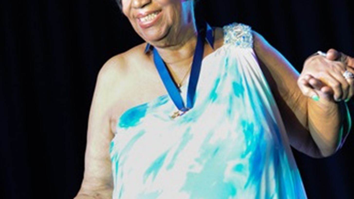Aretha Franklin | &#x388;&#x3C6;&#x3C5;&#x3B3;&#x3B5; &#x3B1;&#x3C0;&#x3CC; &#x3C4;&#x3B7; &#x3B6;&#x3C9;&#x3AE; &#x3C3;&#x3B5; &#x3B7;&#x3BB;&#x3B9;&#x3BA;&#x3AF;&#x3B1; 76 &#x3B5;&#x3C4;&#x3CE;&#x3BD;