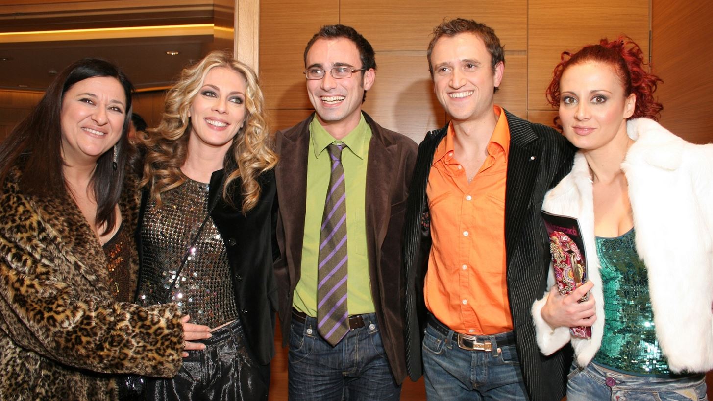 &quot;&#x3A3;&#x3C4;&#x3BF; &#x3A0;&#x3B1;&#x3C1;&#x3AC; &#x3A0;&#x3AD;&#x3BD;&#x3C4;&#x3B5; - 20 &#x3C7;&#x3C1;&#x3CC;&#x3BD;&#x3B9;&#x3B1; &#x3BC;&#x3B5;&#x3C4;&#x3AC;&quot;: &#x3A4;&#x3B9; &#x3B8;&#x3B1; &#x3B4;&#x3BF;&#x3CD;&#x3BC;&#x3B5; &#x3C3;&#x3C4;&#x3BF; reunion &#x3C4;&#x3B7;&#x3C2; &#x3B8;&#x3C1;&#x3C5;&#x3BB;&#x3B9;&#x3BA;&#x3AE;&#x3C2; &#x3C3;&#x3B5;&#x3B9;&#x3C1;&#x3AC;&#x3C2; &#x3C4;&#x3BF;&#x3C5; Mega;