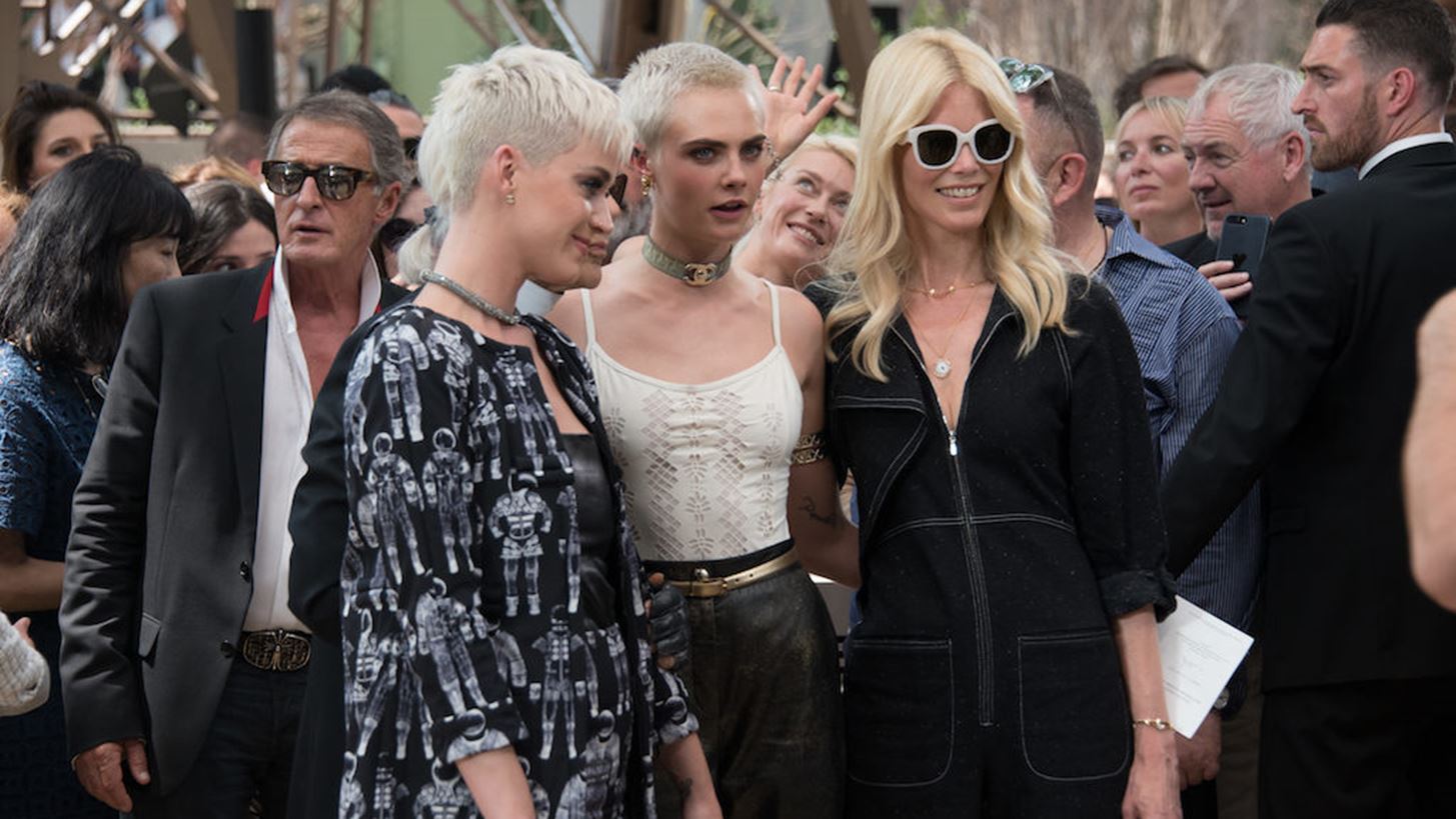 Chanel Couture AW17: &#x3A4;&#x3BF; &#x3B5;&#x3BD;&#x3C4;&#x3C5;&#x3C0;&#x3C9;&#x3C3;&#x3B9;&#x3B1;&#x3BA;&#x3CC; front row