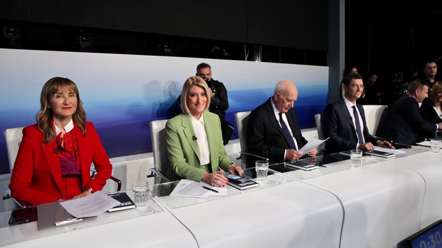 &#x39C;&#x3AC;&#x3C1;&#x3B1; &#x396;&#x3B1;&#x3C7;&#x3B1;&#x3C1;&#x3AD;&#x3B1;, &#x3A1;&#x3AC;&#x3BD;&#x3B9;&#x3B1; &#x3A4;&#x3B6;&#x3AF;&#x3BC;&#x3B1;, &#x3A3;&#x3AF;&#x3B1; &#x39A;&#x3BF;&#x3C3;&#x3B9;&#x3CE;&#x3BD;&#x3B7;, &#x3A0;&#x3CC;&#x3C0;&#x3B7; &#x3A4;&#x3C3;&#x3B1;&#x3C0;&#x3B1;&#x3BD;&#x3AF;&#x3B4;&#x3BF;&#x3C5; | &#x3A4;&#x3B1; looks &#x3C4;&#x3C9;&#x3BD; &#x3B4;&#x3B7;&#x3BC;&#x3BF;&#x3C3;&#x3B9;&#x3BF;&#x3B3;&#x3C1;&#x3AC;&#x3C6;&#x3C9;&#x3BD; &#x3C3;&#x3C4;&#x3BF; debate &#x3C4;&#x3C9;&#x3BD; &#x3C0;&#x3BF;&#x3BB;&#x3B9;&#x3C4;&#x3B9;&#x3BA;&#x3CE;&#x3BD; &#x3B1;&#x3C1;&#x3C7;&#x3B7;&#x3B3;&#x3CE;&#x3BD;
