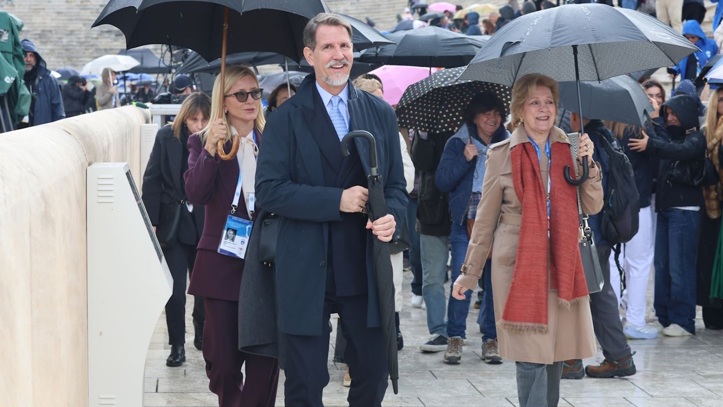 &#x3A0;&#x3CE;&#x3C2; &#x3B7; &#x3C0;&#x3B1;&#x3C1;&#x3BF;&#x3C5;&#x3C3;&#x3AF;&#x3B1; &#x3C4;&#x3B7;&#x3C2; &#x386;&#x3BD;&#x3BD;&#x3B1;&#x3C2; &#x39C;&#x3B1;&#x3C1;&#x3AF;&#x3B1;&#x3C2; &#x3C3;&#x3C4;&#x3BF; &#x39A;&#x3B1;&#x3BB;&#x3BB;&#x3B9;&#x3BC;&#x3AC;&#x3C1;&#x3BC;&#x3B1;&#x3C1;&#x3BF; &#x3C3;&#x3C5;&#x3BD;&#x3B4;&#x3AD;&#x3B5;&#x3C4;&#x3B1;&#x3B9; &#x3BC;&#x3B5; &#x3C4;&#x3BF;&#x3BD; &#x3C4;&#x3AD;&#x3C9;&#x3C2; &#x3B2;&#x3B1;&#x3C3;&#x3B9;&#x3BB;&#x3B9;&#x3AC; &#x39A;&#x3C9;&#x3BD;&#x3C3;&#x3C4;&#x3B1;&#x3BD;&#x3C4;&#x3AF;&#x3BD;&#x3BF;