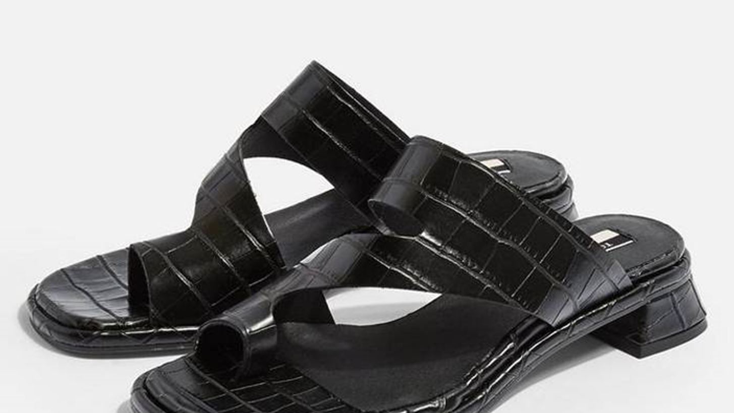 &#x397; &#x3C0;&#x3C1;&#x3CE;&#x3C4;&#x3B7; vegan &#x3C3;&#x3C5;&#x3BB;&#x3BB;&#x3BF;&#x3B3;&#x3AE; &#x3C0;&#x3B1;&#x3C0;&#x3BF;&#x3C5;&#x3C4;&#x3C3;&#x3B9;&#x3CE;&#x3BD; &#x3BA;&#x3C5;&#x3BA;&#x3BB;&#x3BF;&#x3C6;&#x3CC;&#x3C1;&#x3B7;&#x3C3;&#x3B5; &#x3B1;&#x3C0;&#x3CC; &#x3C4;&#x3B1; Topshop