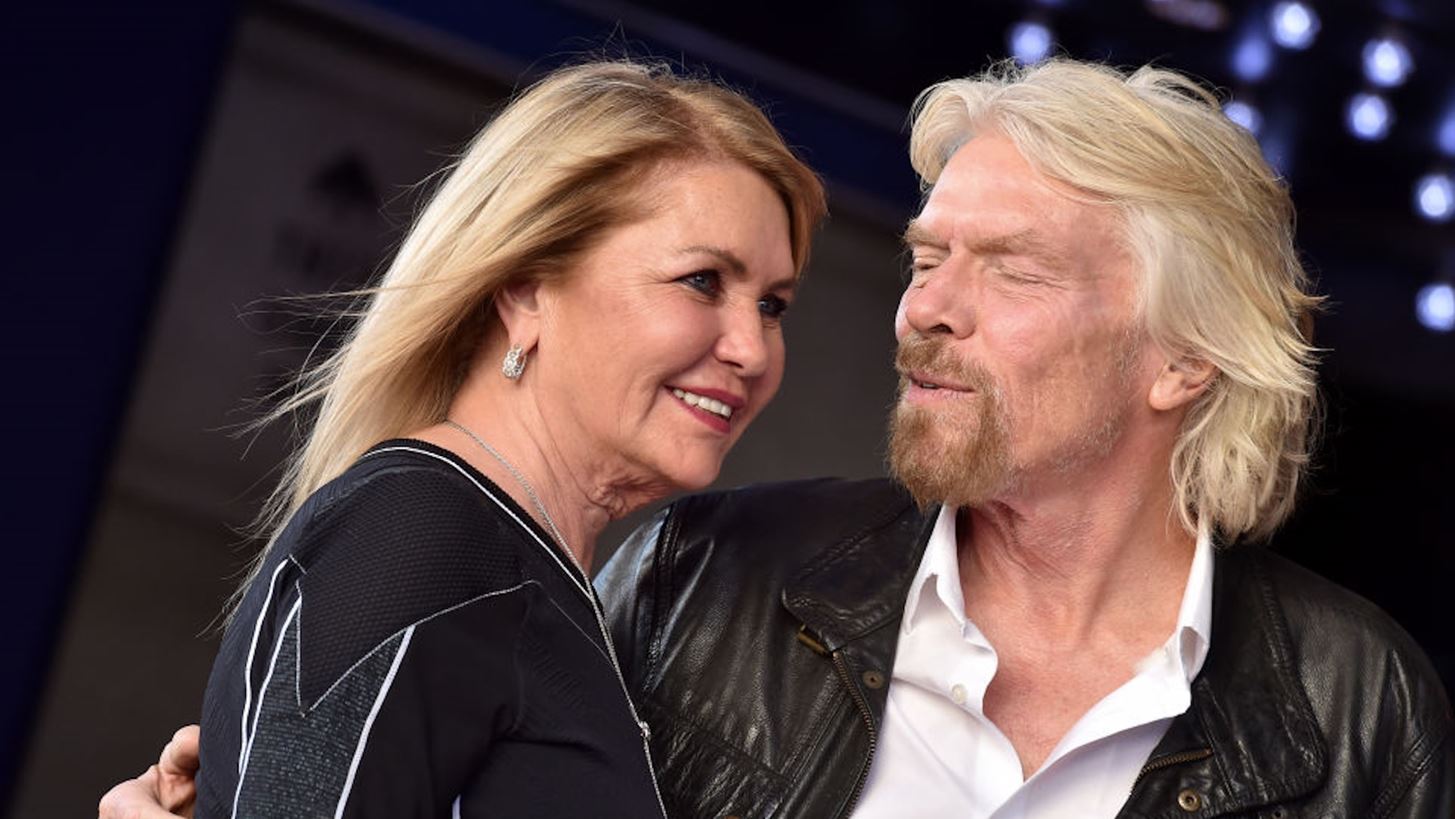 &quot;&#x389;&#x3C4;&#x3B1;&#x3BD; &#x3BF; &#x3B2;&#x3C1;&#x3AC;&#x3C7;&#x3BF;&#x3C2;, &#x3BC;&#x3BF;&#x3C5;, &#x3C4;&#x3BF; &#x3C6;&#x3C9;&#x3C2; &#x3BC;&#x3BF;&#x3C5;&quot;: &#x39F; Richard Branson &#x3C3;&#x3C5;&#x3BD;&#x3C4;&#x3B5;&#x3C4;&#x3C1;&#x3B9;&#x3BC;&#x3BC;&#x3AD;&#x3BD;&#x3BF;&#x3C2; &#x3BC;&#x3B5;&#x3C4;&#x3AC; &#x3C4;&#x3BF;&#x3BD; &#x3B8;&#x3AC;&#x3BD;&#x3B1;&#x3C4;&#x3BF; &#x3C4;&#x3B7;&#x3C2; &#x3C3;&#x3C5;&#x3B6;&#x3CD;&#x3B3;&#x3BF;&#x3C5; &#x3C4;&#x3BF;&#x3C5;