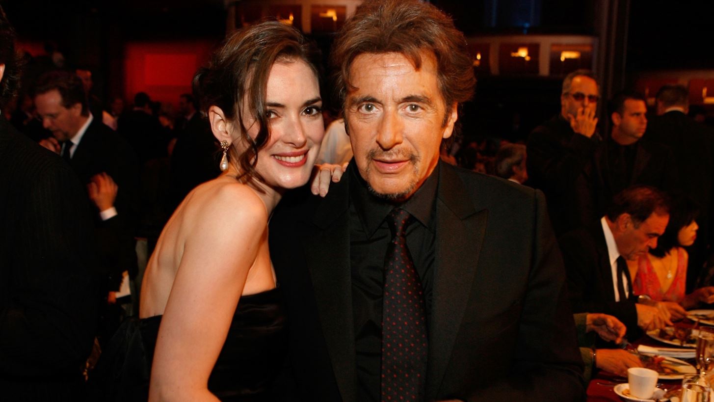 &#x38C;&#x3C4;&#x3B1;&#x3BD; &#x3BF; Al Pacino &#x3B1;&#x3C1;&#x3BD;&#x3AE;&#x3B8;&#x3B7;&#x3BA;&#x3B5; &#x3C4;&#x3BF;&#x3BD; &#x3AD;&#x3C1;&#x3C9;&#x3C4;&#x3B1; &#x3C4;&#x3B7;&#x3C2; Winona Ryder &#x3BC;&#x3B5; &#x3C4;&#x3B7;&#x3BD; &#x3C0;&#x3B9;&#x3BF; &#x3B1;&#x3BD;&#x3B1;&#x3C0;&#x3AC;&#x3BD;&#x3C4;&#x3B5;&#x3C7;&#x3B7; &#x3B1;&#x3C4;&#x3AC;&#x3BA;&#x3B1;