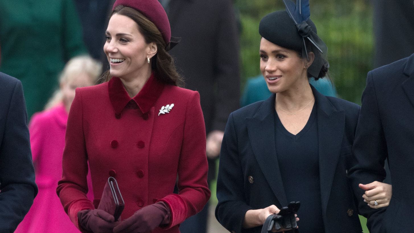 Kate Middleton &amp; Meghan Markle: &#x397; &#x3BA;&#x3BF;&#x3B9;&#x3BD;&#x3AE; &#x3C4;&#x3BF;&#x3C5;&#x3C2; &#x3B5;&#x3BC;&#x3C6;&#x3AC;&#x3BD;&#x3B9;&#x3C3;&#x3B7; &#x3BC;&#x3B5;&#x3C4;&#x3AC; &#x3B1;&#x3C0;&#x3CC; &#x3BA;&#x3B1;&#x3B9;&#x3C1;&#x3CC;