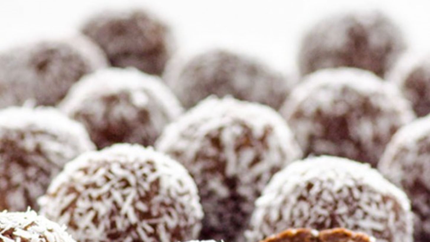 Αντί για μπάρες, φτιάξε μπάλες πρωτεΐνης με καρότο ή φυστικοβούτυρο!