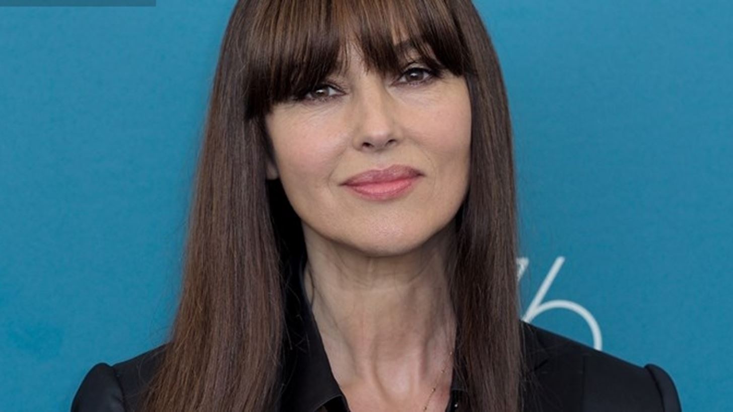 Monica Bellucci - Tim Burton | H &#x3C0;&#x3C1;&#x3CE;&#x3C4;&#x3B7; &#x3B4;&#x3B7;&#x3BC;&#x3CC;&#x3C3;&#x3B9;&#x3B1; &#x3B5;&#x3BC;&#x3C6;&#x3AC;&#x3BD;&#x3B9;&#x3C3;&#x3B7; &#x3C4;&#x3BF;&#x3C5; &#x3B5;&#x3C1;&#x3C9;&#x3C4;&#x3B5;&#x3C5;&#x3BC;&#x3AD;&#x3BD;&#x3BF;&#x3C5; &#x3B6;&#x3B5;&#x3C5;&#x3B3;&#x3B1;&#x3C1;&#x3B9;&#x3BF;&#x3CD;