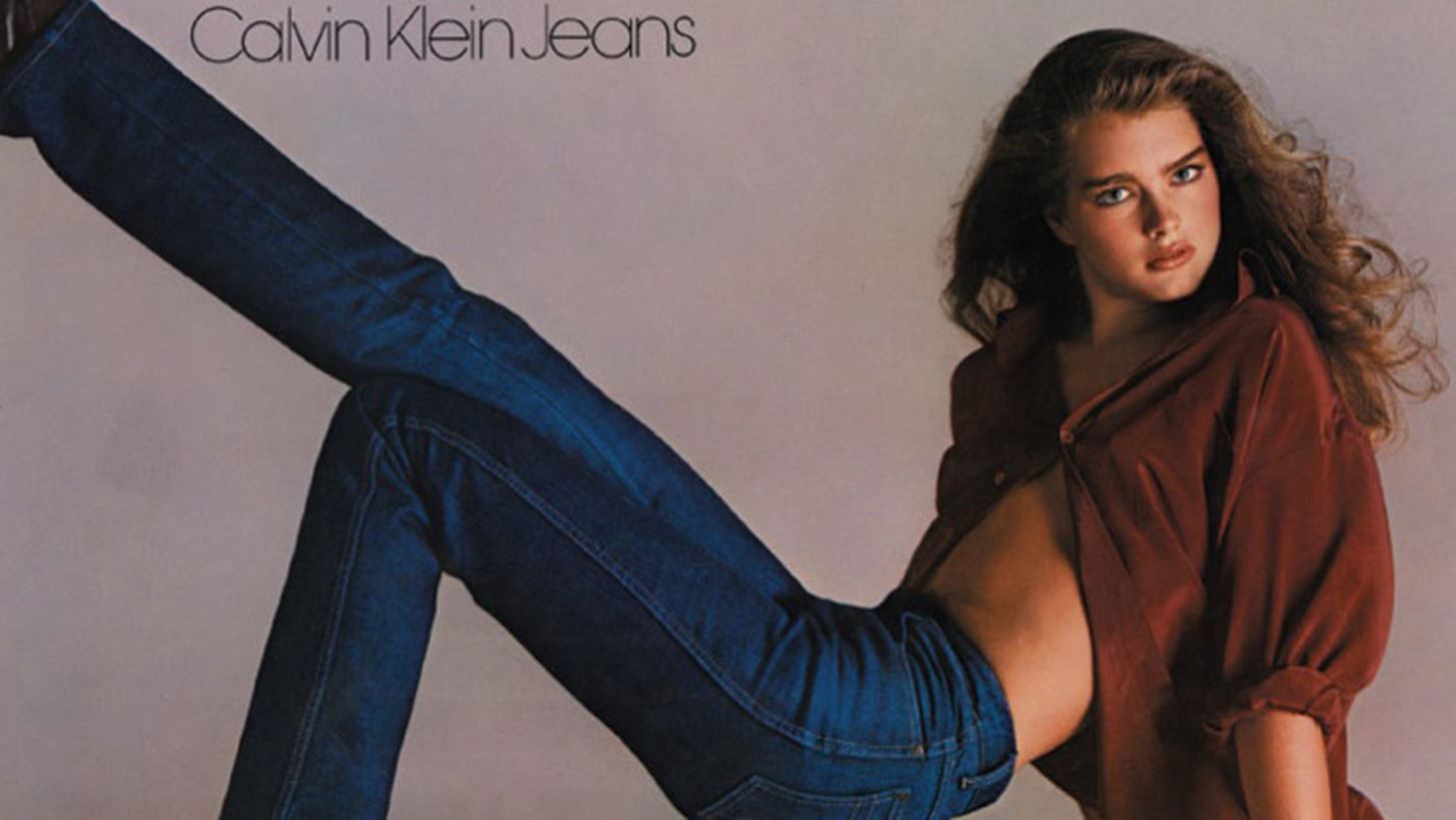 H Brooke Shields &#x3C3;&#x3C5;&#x3BD;&#x3B5;&#x3C1;&#x3B3;&#x3AC;&#x3B6;&#x3B5;&#x3C4;&#x3B1;&#x3B9; &#x3BE;&#x3B1;&#x3BD;&#x3AC; &#x3BC;&#x3B5; &#x3C4;&#x3BF;&#x3BD; Calvin Klein