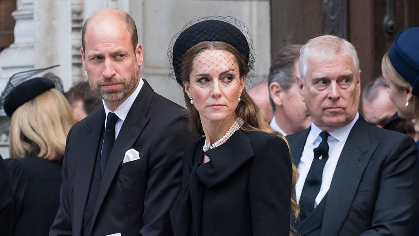 "Είναι πιο αδίστακτος από τον πατέρα του": Mηδενική η ανοχή του πρίγκιπα William για τον θείο του, Andrew