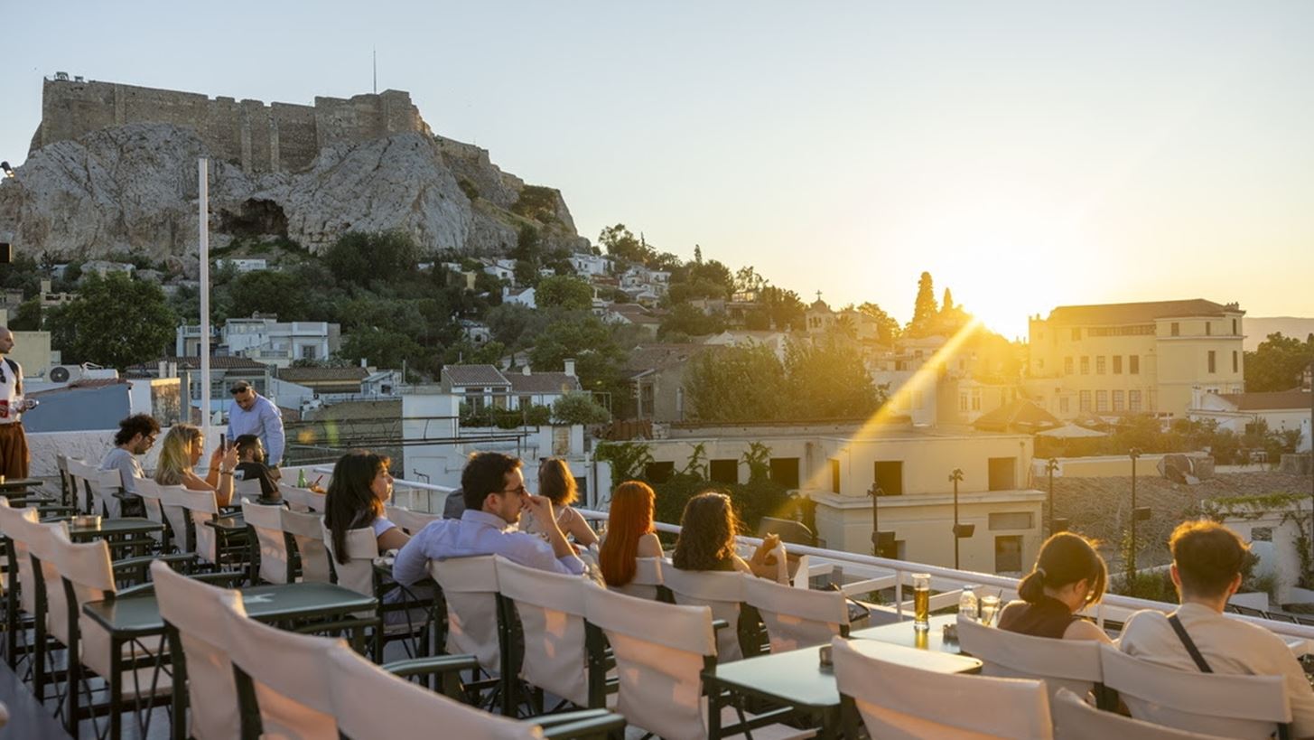 &#x3A4;o Cine Paris &#x3B5;&#x3C0;&#x3B9;&#x3C3;&#x3C4;&#x3C1;&#x3AD;&#x3C6;&#x3B5;&#x3B9; &#x3BC;&#x3B5; &#x3AD;&#x3BD;&#x3B1; &#x3C0;&#x3BF;&#x3BB;&#x3C5;&#x3C3;&#x3C5;&#x3BB;&#x3BB;&#x3B5;&#x3BA;&#x3C4;&#x3B9;&#x3BA;&#x3CC; &#x3C0;&#x3C1;&#x3CC;&#x3B3;&#x3C1;&#x3B1;&#x3BC;&#x3BC;&#x3B1; &#x3C4;&#x3B1;&#x3B9;&#x3BD;&#x3B9;&#x3CE;&#x3BD;