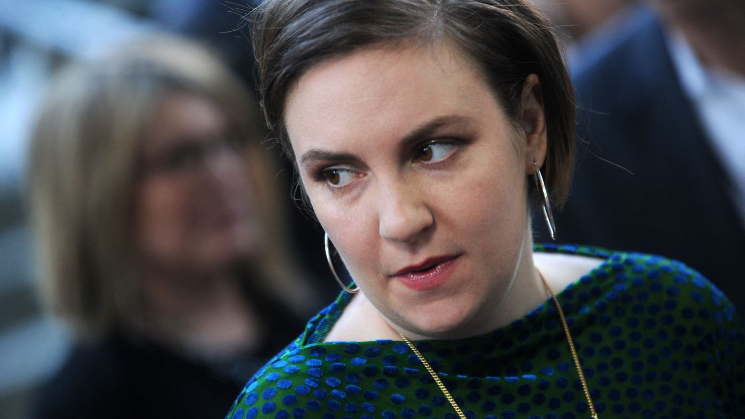 Lena Dunham | &#x3A3;&#x3C5;&#x3B3;&#x3BA;&#x3BB;&#x3BF;&#x3BD;&#x3AF;&#x3B6;&#x3B5;&#x3B9; &#x3BC;&#x3B9;&#x3BB;&#x3CE;&#x3BD;&#x3C4;&#x3B1;&#x3C2; &#x3B4;&#x3B7;&#x3BC;&#x3CC;&#x3C3;&#x3B9;&#x3B1; &#x3B3;&#x3B9;&#x3B1; &#x3C4;&#x3B1; &#x3C0;&#x3C1;&#x3BF;&#x3B2;&#x3BB;&#x3AE;&#x3BC;&#x3B1;&#x3C4;&#x3B1; &#x3C5;&#x3C0;&#x3BF;&#x3B3;&#x3BF;&#x3BD;&#x3B9;&#x3BC;&#x3CC;&#x3C4;&#x3B7;&#x3C4;&#x3B1;&#x3C2;