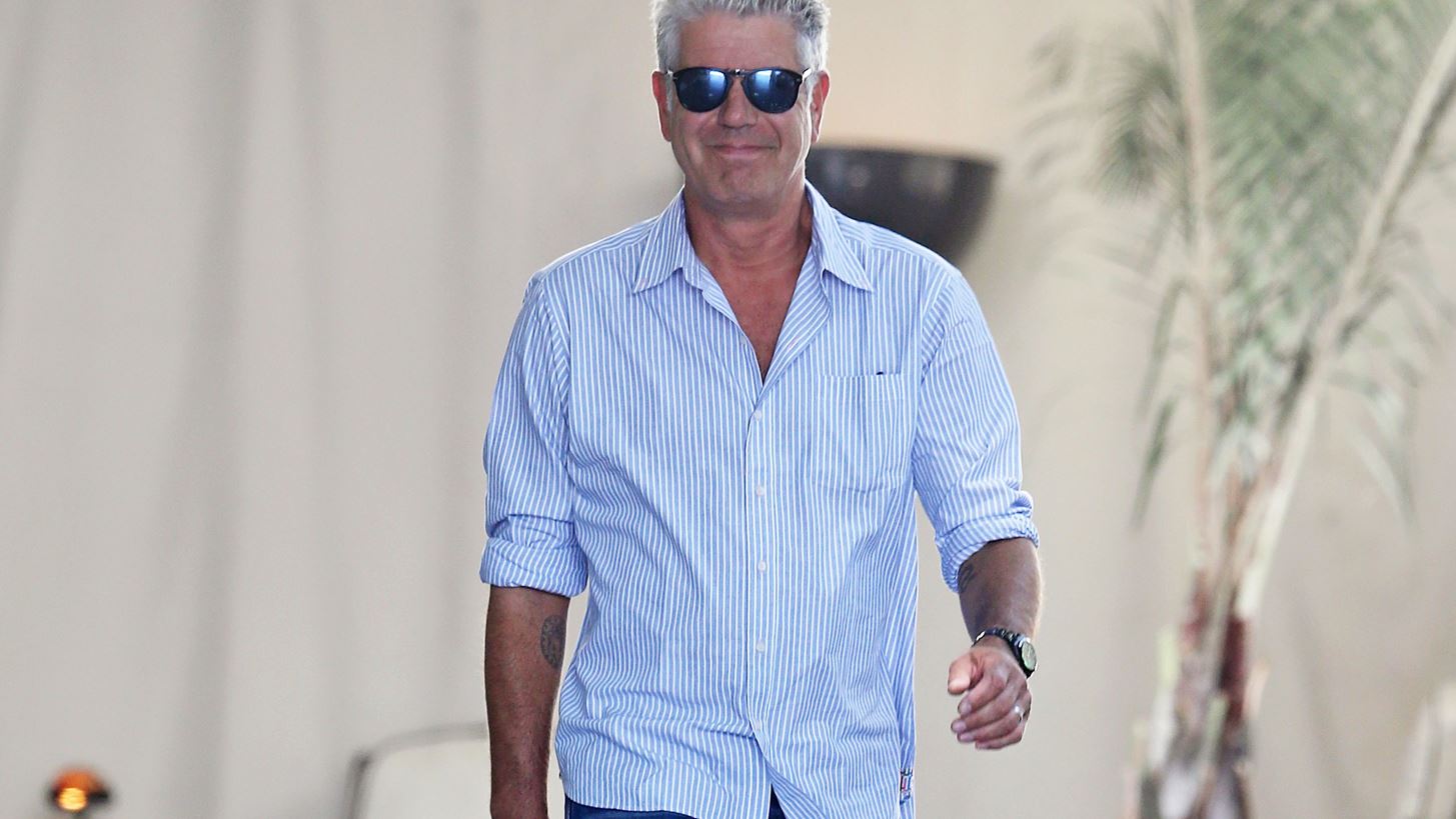 &#x3A4;&#x3B1;&#x3BE;&#x3AF;&#x3B4;&#x3B9;&#x3B1; &#x3BC;&#x3B5;&#x3C4;&#x3AC; &#x3C4;&#x3B7;&#x3BD; &#x3BA;&#x3B1;&#x3C1;&#x3B1;&#x3BD;&#x3C4;&#x3AF;&#x3BD;&#x3B1; | H &#x3C3;&#x3C5;&#x3BC;&#x3B2;&#x3BF;&#x3C5;&#x3BB;&#x3AE; &#x3C4;&#x3BF;&#x3C5; Anthony Bourdain &#x3B3;&#x3B9;&#x3B1; &#x3BD;&#x3B1; &#x3BA;&#x3AC;&#x3BD;&#x3B5;&#x3B9;&#x3C2; &#x3C4;&#x3B9;&#x3C2; &#x3BA;&#x3B1;&#x3BB;&#x3CD;&#x3C4;&#x3B5;&#x3C1;&#x3B5;&#x3C2; &#x3B4;&#x3B9;&#x3B1;&#x3BA;&#x3BF;&#x3C0;&#x3AD;&#x3C2;