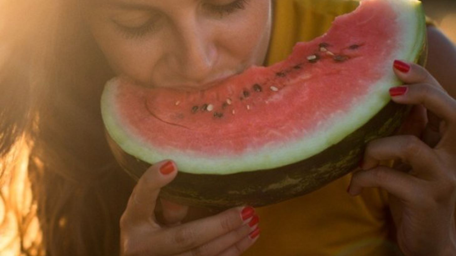 Τροφές με βιταμίνη Α: Οι καλύτερες πηγές με τη βιταμίνη για μαύρισμα