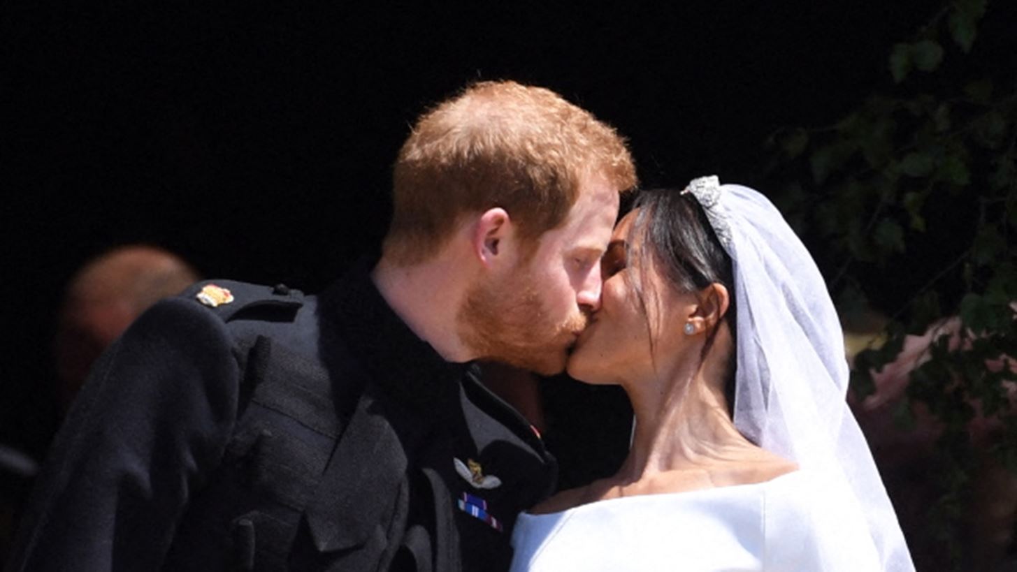 Meghan Markle &#x2013; &#x3A0;&#x3C1;&#x3AF;&#x3B3;&#x3BA;&#x3B9;&#x3C0;&#x3B1;&#x3C2; Harry | &#x395;&#x3AF;&#x3C7;&#x3B1;&#x3BD; &#x3C0;&#x3B1;&#x3BD;&#x3C4;&#x3C1;&#x3B5;&#x3C5;&#x3C4;&#x3B5;&#x3AF; &#x3BA;&#x3C1;&#x3C5;&#x3C6;&#x3AC; &#x3C0;&#x3C1;&#x3B9;&#x3BD; &#x3C4;&#x3B7;&#x3BD; &#x3B5;&#x3C0;&#x3AF;&#x3C3;&#x3B7;&#x3BC;&#x3B7; &#x3C4;&#x3B5;&#x3BB;&#x3B5;&#x3C4;&#x3AE;