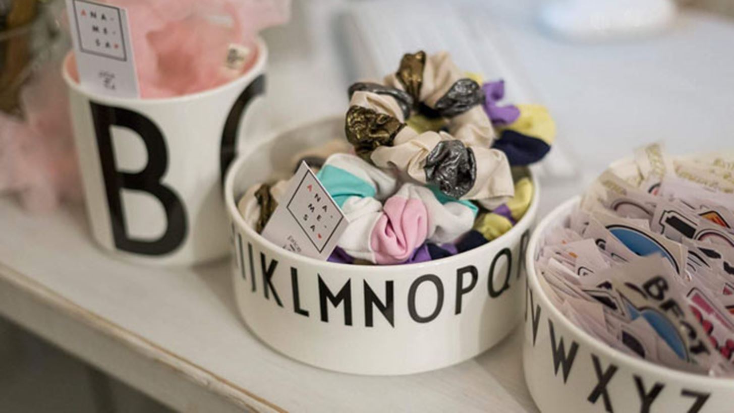 Xmas Shopping Party: &#x3C4;&#x3BF; ANAMESA &#x3B4;&#x3B9;&#x3BF;&#x3C1;&#x3B3;&#x3B1;&#x3BD;&#x3CE;&#x3BD;&#x3B5;&#x3B9; &#x3C4;&#x3BF; &#x3C0;&#x3B9;&#x3BF; hot event &#x3B3;&#x3B9;&#x3B1; &#x3C4;&#x3BF; &#x3A3;&#x3B1;&#x3B2;&#x3B2;&#x3B1;&#x3C4;&#x3BF;&#x3BA;&#x3CD;&#x3C1;&#x3B9;&#x3B1;&#x3BA;&#x3BF;