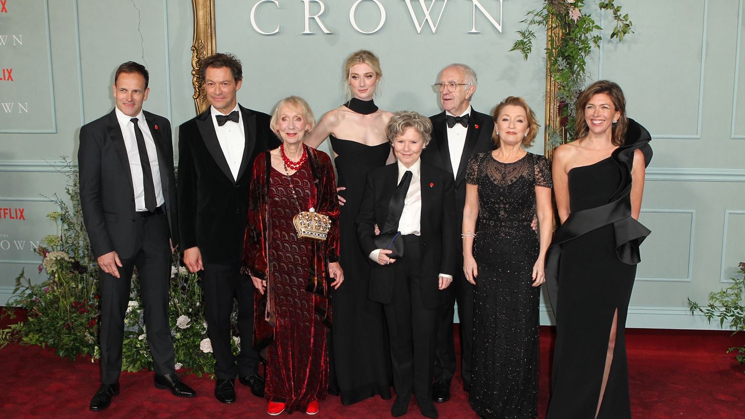 &#x392;&#x3C1;&#x3B1;&#x3B2;&#x3B5;&#x3AF;&#x3B1; Oscar | Non binary star &#x3C4;&#x3BF;&#x3C5; &#x2018;The Crown&#x2019; &#x3B6;&#x3AE;&#x3C4;&#x3B7;&#x3C3;&#x3B5; &#x3B1;&#x3C0;&#x3CC; &#x3C4;&#x3B7;&#x3BD; &#x391;&#x3BA;&#x3B1;&#x3B4;&#x3B7;&#x3BC;&#x3AF;&#x3B1; &#x3B2;&#x3C1;&#x3B1;&#x3B2;&#x3B5;&#x3AF;&#x3B1; &#x3BF;&#x3C5;&#x3B4;&#x3AD;&#x3C4;&#x3B5;&#x3C1;&#x3B1; &#x3C9;&#x3C2; &#x3C0;&#x3C1;&#x3BF;&#x3C2; &#x3C4;&#x3BF; &#x3C6;&#x3CD;&#x3BB;&#x3BF;