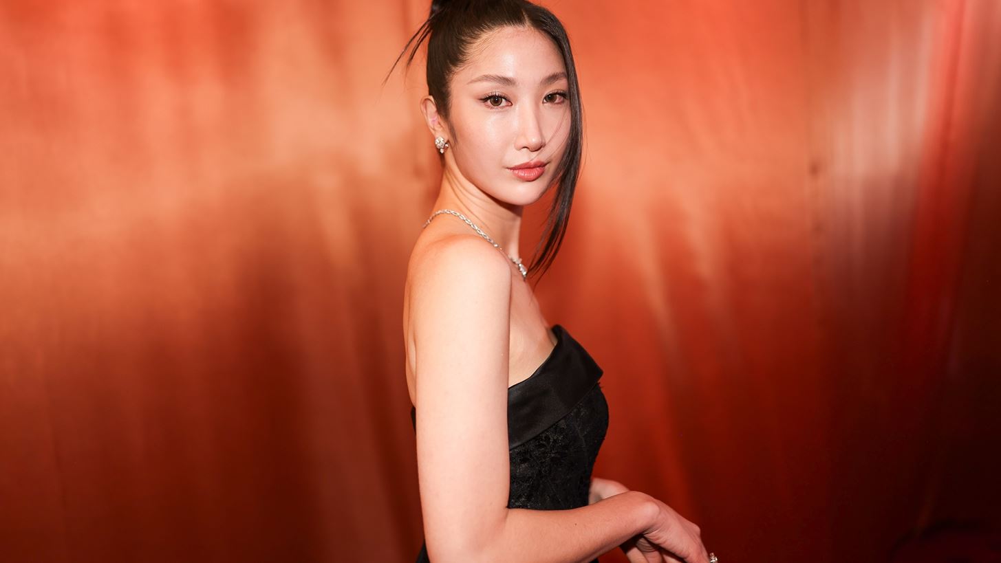 Δύο μανικιούρ που θα απογειώσουν τις βραδινές σου εμφανίσεις