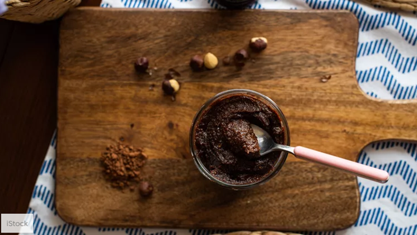 &#x3A3;&#x3C0;&#x3B9;&#x3C4;&#x3B9;&#x3BA;&#x3AE; vegan nutella: &#x397; &#x3C5;&#x3B3;&#x3B9;&#x3B5;&#x3B9;&#x3BD;&#x3AE; &#x3C3;&#x3C5;&#x3BD;&#x3C4;&#x3B1;&#x3B3;&#x3AE; &#x3B3;&#x3B9;&#x3B1; &#x3C0;&#x3C1;&#x3B1;&#x3BB;&#x3AF;&#x3BD;&#x3B1; &#x3C6;&#x3BF;&#x3C5;&#x3BD;&#x3C4;&#x3BF;&#x3C5;&#x3BA;&#x3B9;&#x3BF;&#x3CD; &#x3BC;&#x3B5; &#x3B5;&#x3BB;&#x3AC;&#x3C7;&#x3B9;&#x3C3;&#x3C4;&#x3B7; &#x3B6;&#x3AC;&#x3C7;&#x3B1;&#x3C1;&#x3B7;