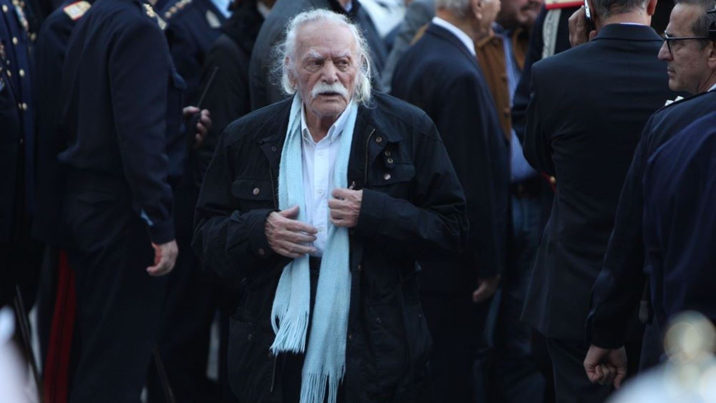 &#x388;&#x3C6;&#x3C5;&#x3B3;&#x3B5; &#x3B1;&#x3C0;&#x3CC; &#x3C4;&#x3B7; &#x3B6;&#x3C9;&#x3AE; &#x3BF; &#x39C;&#x3B1;&#x3BD;&#x3CE;&#x3BB;&#x3B7;&#x3C2; &#x393;&#x3BB;&#x3AD;&#x3B6;&#x3BF;&#x3C2; &#x3C3;&#x3B5; &#x3B7;&#x3BB;&#x3B9;&#x3BA;&#x3AF;&#x3B1; 97 &#x3B5;&#x3C4;&#x3CE;&#x3BD;