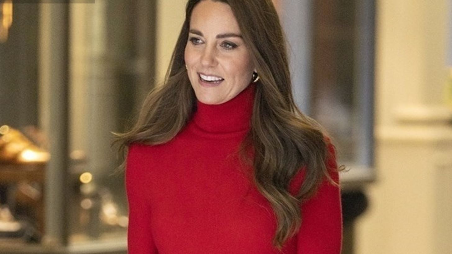 &#x39A;ate Middleton | &#x391;&#x3C0;&#x3BF;&#x3B3;&#x3B5;&#x3AF;&#x3C9;&#x3C3;&#x3B5; &#x3C4;&#x3BF; office look &#x3BC;&#x3B5; &#x3C4;&#x3B7;&#x3BD; &#x3BC;&#x3B5;&#x3B3;&#x3B1;&#x3BB;&#x3CD;&#x3C4;&#x3B5;&#x3C1;&#x3B7; &#x3C4;&#x3AC;&#x3C3;&#x3B7; &#x3C3;&#x3C4;&#x3B1; &#x3C0;&#x3B1;&#x3C0;&#x3BF;&#x3CD;&#x3C4;&#x3C3;&#x3B9;&#x3B1;