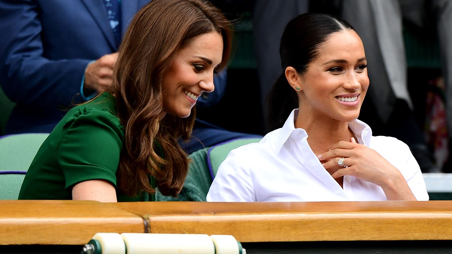 Meghan Markle | &#x393;&#x3B9;&#x3B1;&#x3C4;&#x3AF; &#x3C4;&#x3B7;&#x3BD; &#x3BA;&#x3B1;&#x3C4;&#x3B7;&#x3B3;&#x3BF;&#x3C1;&#x3BF;&#x3CD;&#x3BD; &#x3CC;&#x3C4;&#x3B9; &#x3B1;&#x3BD;&#x3C4;&#x3AD;&#x3B3;&#x3C1;&#x3B1;&#x3C8;&#x3B5; &#x3C4;&#x3B7;&#x3BD; Kate Middleton &#x3C3;&#x3C4;&#x3B7;&#x3BD; &#x3C4;&#x3B5;&#x3BB;&#x3B5;&#x3C5;&#x3C4;&#x3B1;&#x3AF;&#x3B1; &#x3C4;&#x3B7;&#x3C2; &#x3C6;&#x3C9;&#x3C4;&#x3BF;&#x3B3;&#x3C1;&#x3B1;&#x3C6;&#x3AF;&#x3B1;;