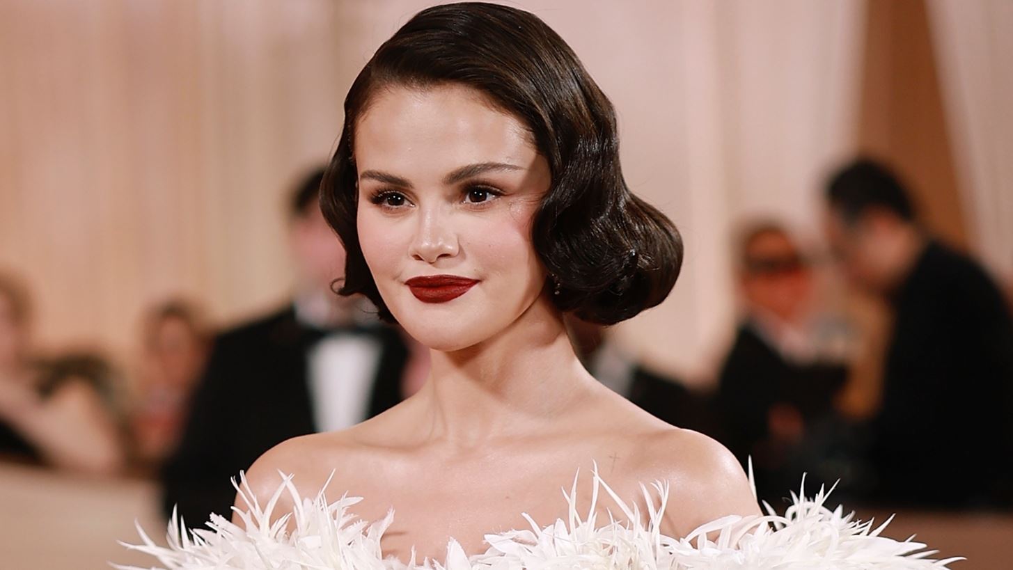 Χρυσές Σφαίρες 2026 | Το μανικιούρ της Selena Gomez πάει με όλα και δείχνει πάντα "ακριβό"