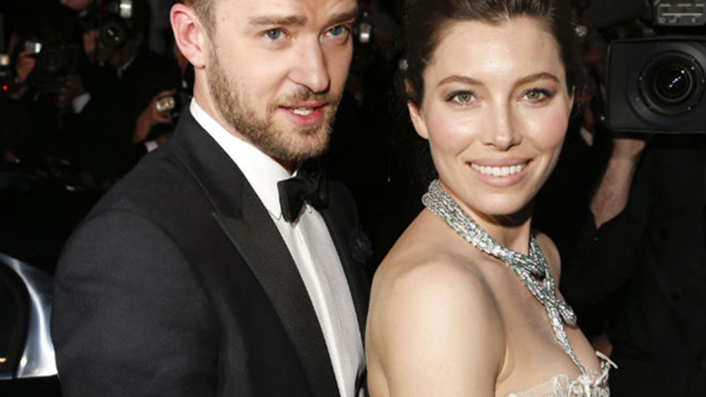 Justin Timberlake &#x2013; Jessica Biel: &#x397; &#x3B3;&#x3BB;&#x3C5;&#x3BA;&#x3B9;&#x3AC; &#x3BC;&#x3B5;&#x3C4;&#x3B1;&#x3BC;&#x3C6;&#x3AF;&#x3B5;&#x3C3;&#x3AE; &#x3C4;&#x3BF;&#x3C5;&#x3C2; &#x3B3;&#x3B9;&#x3B1; &#x3C4;&#x3BF; Halloween