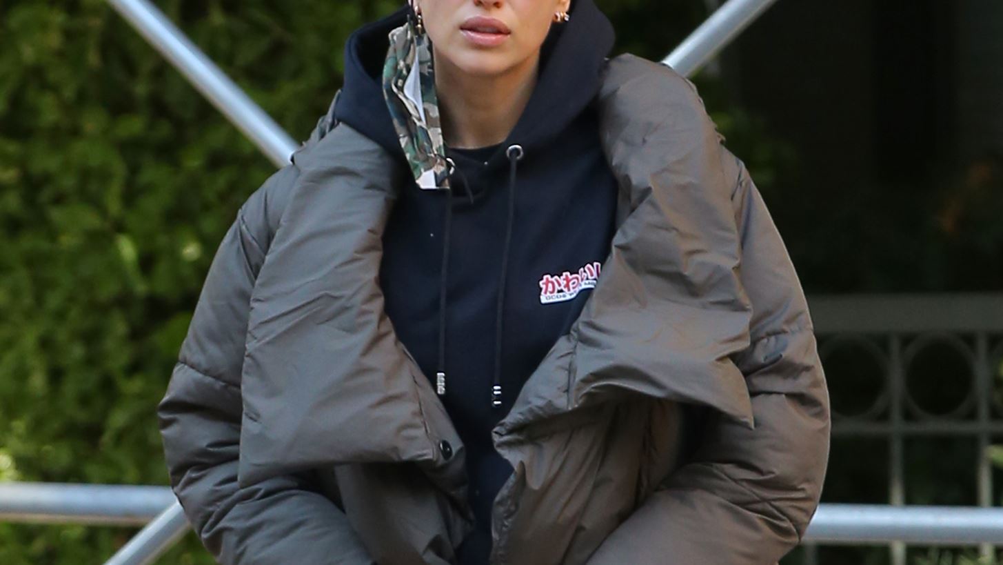 H Irina Shayk &#x3C6;&#x3CC;&#x3C1;&#x3B5;&#x3C3;&#x3B5; &#x3C4;&#x3B7; &#x3BC;&#x3B5;&#x3B3;&#x3B1;&#x3BB;&#x3CD;&#x3C4;&#x3B5;&#x3C1;&#x3B7; &#x3C4;&#x3AC;&#x3C3;&#x3B7; &#x3C3;&#x3C4;&#x3B1; &#x3C4;&#x3B6;&#x3B9;&#x3BD; &#x3B3;&#x3B9;&#x3B1; &#x3C4;&#x3BF; &#x3C6;&#x3B5;&#x3C4;&#x3B9;&#x3BD;&#x3CC; &#x3C7;&#x3B5;&#x3B9;&#x3BC;&#x3CE;&#x3BD;&#x3B1;