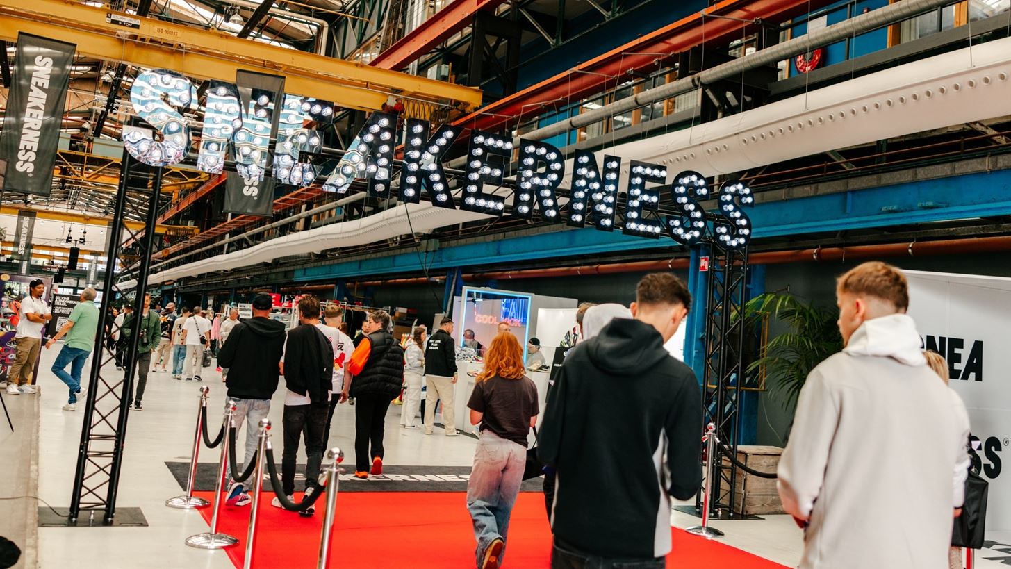 Sneakerness | &#x3A4;&#x3BF; &#x3C0;&#x3B9;&#x3BF; &#x3B4;&#x3B9;&#x3AC;&#x3C3;&#x3B7;&#x3BC;&#x3BF; &#x3C6;&#x3B5;&#x3C3;&#x3C4;&#x3B9;&#x3B2;&#x3AC;&#x3BB; sneakers &#x3C3;&#x3C4;&#x3B7;&#x3BD; &#x395;&#x3C5;&#x3C1;&#x3CE;&#x3C0;&#x3B7; &#x3AD;&#x3C1;&#x3C7;&#x3B5;&#x3C4;&#x3B1;&#x3B9; &#x3C3;&#x3C4;&#x3B7;&#x3BD; &#x395;&#x3BB;&#x3BB;&#x3AC;&#x3B4;&#x3B1;