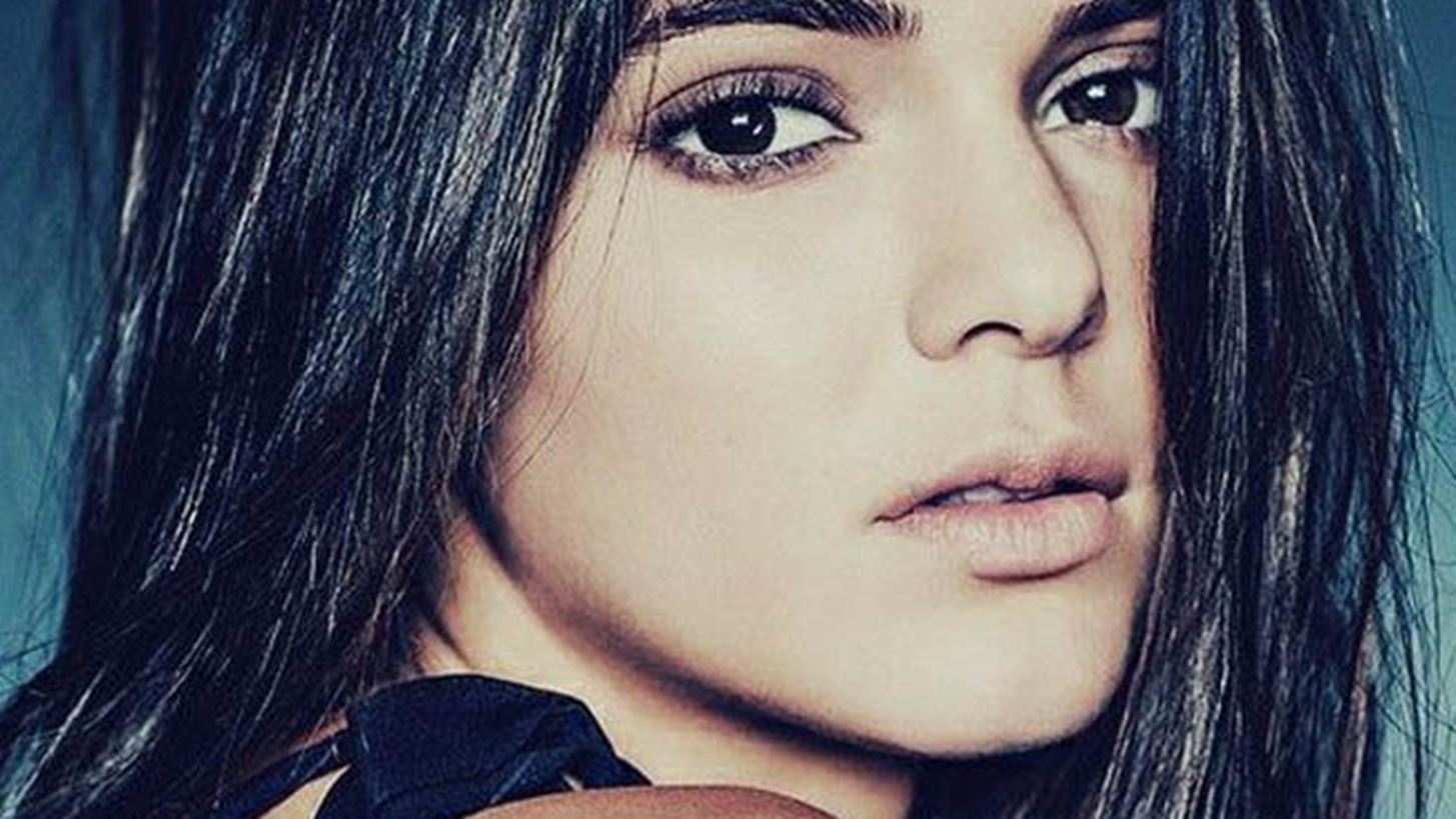 Kendall Jenner: &#x39C;&#x3BF;&#x3B9;&#x3C1;&#x3AC;&#x3B6;&#x3B5;&#x3C4;&#x3B1;&#x3B9; &#x3C4;&#x3B9;&#x3C2; &#x3C4;&#x3C1;&#x3BF;&#x3BC;&#x3B1;&#x3BA;&#x3C4;&#x3B9;&#x3BA;&#x3AD;&#x3C2; &#x3BB;&#x3B5;&#x3C0;&#x3C4;&#x3BF;&#x3BC;&#x3AD;&#x3C1;&#x3B5;&#x3B9;&#x3B5;&#x3C2; &#x3C4;&#x3B7;&#x3C2; &#x3C3;&#x3C5;&#x3BD;&#x3AC;&#x3BD;&#x3C4;&#x3B7;&#x3C3;&#x3B7;&#x3C2; &#x3BC;&#x3B5; &#x3C4;&#x3BF; &#x3B4;&#x3B9;&#x3CE;&#x3BA;&#x3C4;&#x3B7; &#x3C4;&#x3B7;&#x3C2;