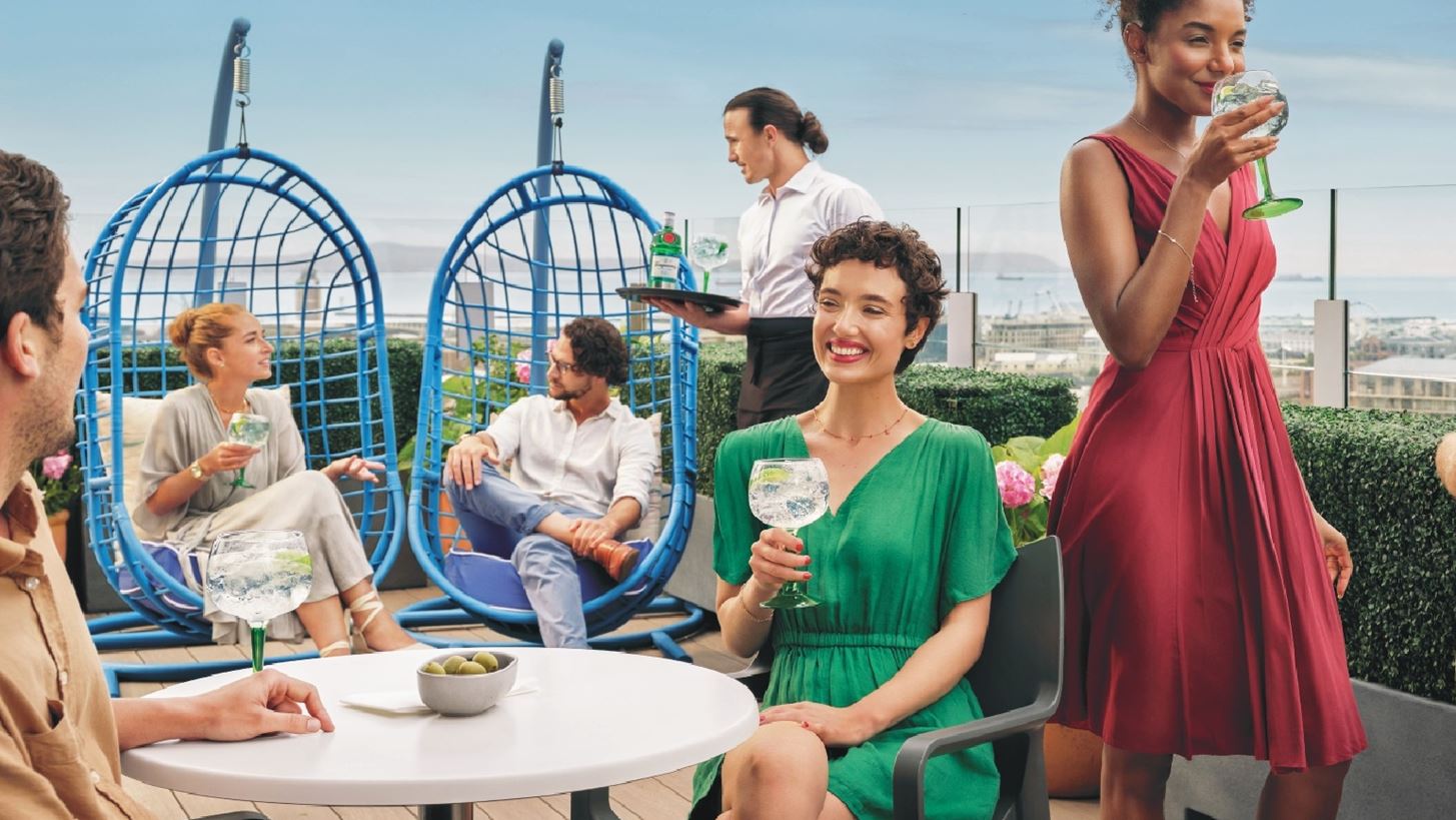 Tanqueray 0.0% | &#x3A4;&#x3BF; &#x3BD;&#x3AD;&#x3BF; &#x3BA;&#x3B1;&#x3B9;&#x3BD;&#x3BF;&#x3C4;&#x3CC;&#x3BC;&#x3BF; &#x3B1;&#x3C0;&#x3CC;&#x3C3;&#x3C4;&#x3B1;&#x3B3;&#x3BC;&#x3B1; &#x3C7;&#x3C9;&#x3C1;&#x3AF;&#x3C2; &#x3B1;&#x3BB;&#x3BA;&#x3BF;&#x3CC;&#x3BB;