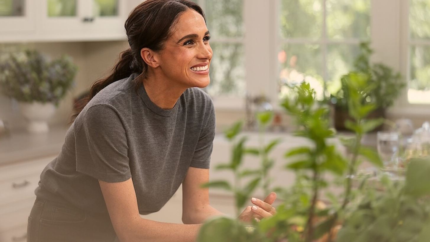 With Love, Meghan | &#x38C;&#x3C3;&#x3B1; &#x3C0;&#x3C1;&#x3AD;&#x3C0;&#x3B5;&#x3B9; &#x3BD;&#x3B1; &#x3BE;&#x3AD;&#x3C1;&#x3B5;&#x3B9;&#x3C2; &#x3B3;&#x3B9;&#x3B1; &#x3C4;&#x3B7;&#x3BD; &#x3C0;&#x3BF;&#x3BB;&#x3C5;&#x3C3;&#x3C5;&#x3B6;&#x3B7;&#x3C4;&#x3B7;&#x3BC;&#x3AD;&#x3BD;&#x3B7; &#x3C3;&#x3B5;&#x3B9;&#x3C1;&#x3AC; &#x3C4;&#x3B7;&#x3C2; Meghan Markle &#x3C3;&#x3C4;&#x3BF; Netflix