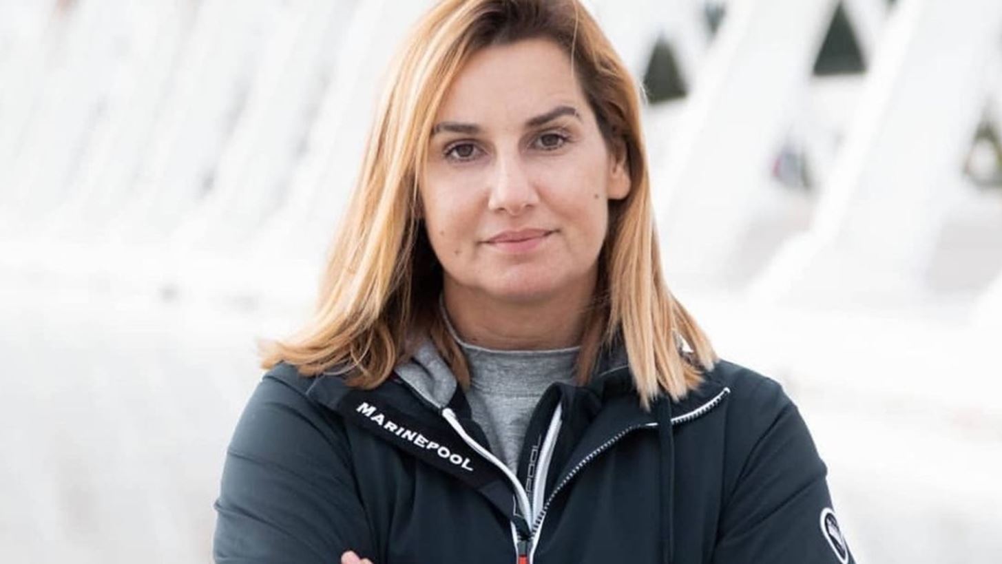 &#x3A3;&#x3BF;&#x3C6;&#x3AF;&#x3B1; &#x39C;&#x3C0;&#x3B5;&#x3BA;&#x3B1;&#x3C4;&#x3CE;&#x3C1;&#x3BF;&#x3C5; | &#x397; &#x3C3;&#x3BF;&#x3BA;&#x3B1;&#x3C1;&#x3B9;&#x3C3;&#x3C4;&#x3B9;&#x3BA;&#x3AE; &#x3B1;&#x3C6;&#x3AE;&#x3B3;&#x3B7;&#x3C3;&#x3B7; &#x3C4;&#x3B7;&#x3C2; &#x3B9;&#x3C3;&#x3C4;&#x3BF;&#x3C1;&#x3AF;&#x3B1;&#x3C2; &#x3BA;&#x3B1;&#x3BA;&#x3BF;&#x3C0;&#x3BF;&#x3AF;&#x3B7;&#x3C3;&#x3B7;&#x3C2; 4&#x3C7;&#x3C1;&#x3BF;&#x3BD;&#x3BF;&#x3C5; &#x3B1;&#x3B3;&#x3BF;&#x3C1;&#x3B9;&#x3BF;&#x3CD; &#x3B1;&#x3C0;&#x3CC; &#x3BD;&#x3B5;&#x3B1;&#x3C1;&#x3CC; &#x3AC;&#x3BD;&#x3C4;&#x3C1;&#x3B1;