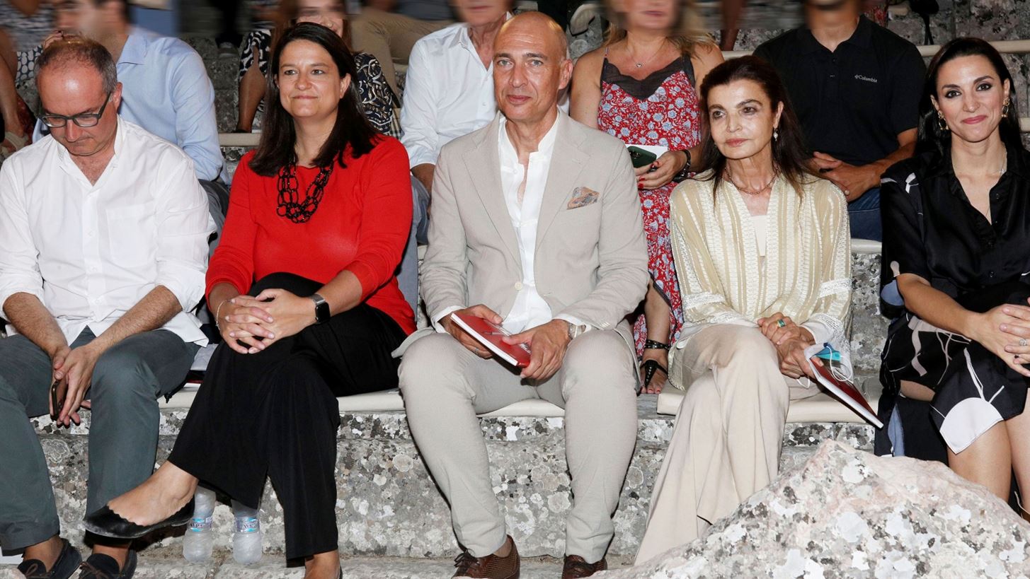 &#x395;&#x3C0;&#x3AF;&#x3B4;&#x3B1;&#x3C5;&#x3C1;&#x3BF;&#x3C2; | &#x3A0;&#x3BF;&#x3B9;&#x3BF;&#x3B9; &#x3B3;&#x3BD;&#x3C9;&#x3C3;&#x3C4;&#x3BF;&#x3AF; &#x388;&#x3BB;&#x3BB;&#x3B7;&#x3BD;&#x3B5;&#x3C2; &#x3C0;&#x3B1;&#x3C1;&#x3B1;&#x3BA;&#x3BF;&#x3BB;&#x3BF;&#x3CD;&#x3B8;&#x3B7;&#x3C3;&#x3B1;&#x3BD; &#x3C4;&#x3B7;&#x3BD; &#x3C0;&#x3C1;&#x3B5;&#x3BC;&#x3B9;&#x3AD;&#x3C1;&#x3B1; &#x3C4;&#x3B7;&#x3C2; &#x3C0;&#x3B1;&#x3C1;&#x3AC;&#x3C3;&#x3C4;&#x3B1;&#x3C3;&#x3B7;&#x3C2; &quot;&#x391;&#x3AF;&#x3B1;&#x3C2;&quot;