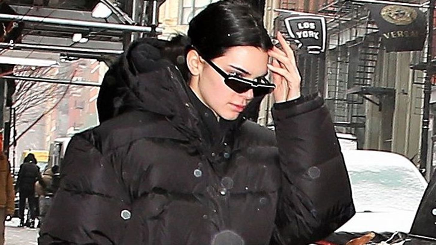 Kaia Gerber &amp; Kendall Jenner: &#x3A0;&#x3BF;&#x3CD; &#x3C4;&#x3B9;&#x3C2; &#x3B5;&#x3BD;&#x3C4;&#x3CC;&#x3C0;&#x3B9;&#x3C3;&#x3B5; &#x3BF; &#x3C6;&#x3C9;&#x3C4;&#x3BF;&#x3B3;&#x3C1;&#x3B1;&#x3C6;&#x3B9;&#x3BA;&#x3CC;&#x3C2; &#x3C6;&#x3B1;&#x3BA;&#x3CC;&#x3C2;;