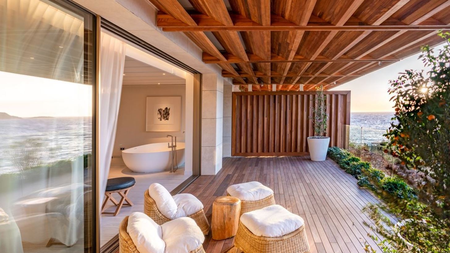 &quot;Riviera Rendezvous&quot; | &#x393;&#x3B9;&#x3BF;&#x3C1;&#x3C4;&#x3AC;&#x3C3;&#x3C4;&#x3B5; &#x3C4;&#x3B7; &#x3B4;&#x3CD;&#x3BD;&#x3B1;&#x3BC;&#x3B7; &#x3C4;&#x3B7;&#x3C2; &#x3B1;&#x3B3;&#x3AC;&#x3C0;&#x3B7;&#x3C2; &#x3C3;&#x3C4;&#x3BF; Four Seasons Astir Palace Hotel Athens