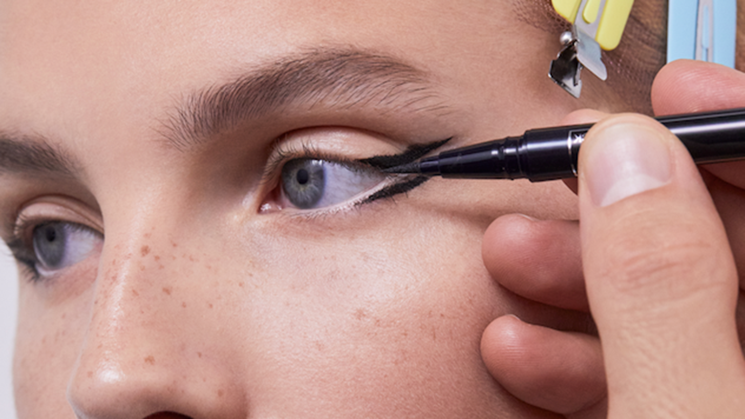 &#x3A4;&#x3B1; makeup trends &#x3C4;&#x3B7;&#x3C2; Paris Fashion Week &#x3C0;&#x3BF;&#x3C5; &#x3BC;&#x3C0;&#x3BF;&#x3C1;&#x3B5;&#x3AF;&#x3C2; &#x3AC;&#x3BD;&#x3B5;&#x3C4;&#x3B1; &#x3BD;&#x3B1; &#x3B1;&#x3BD;&#x3C4;&#x3B9;&#x3B3;&#x3C1;&#x3AC;&#x3C8;&#x3B5;&#x3B9;&#x3C2;