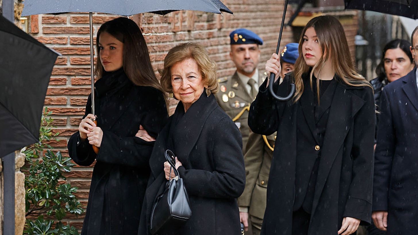 Πώς η Ιnfanta Sofia έκανε υπερήφανη τη Σοφία της Ισπανίας μετά την κηδεία της Ειρήνης στην Αθήνα