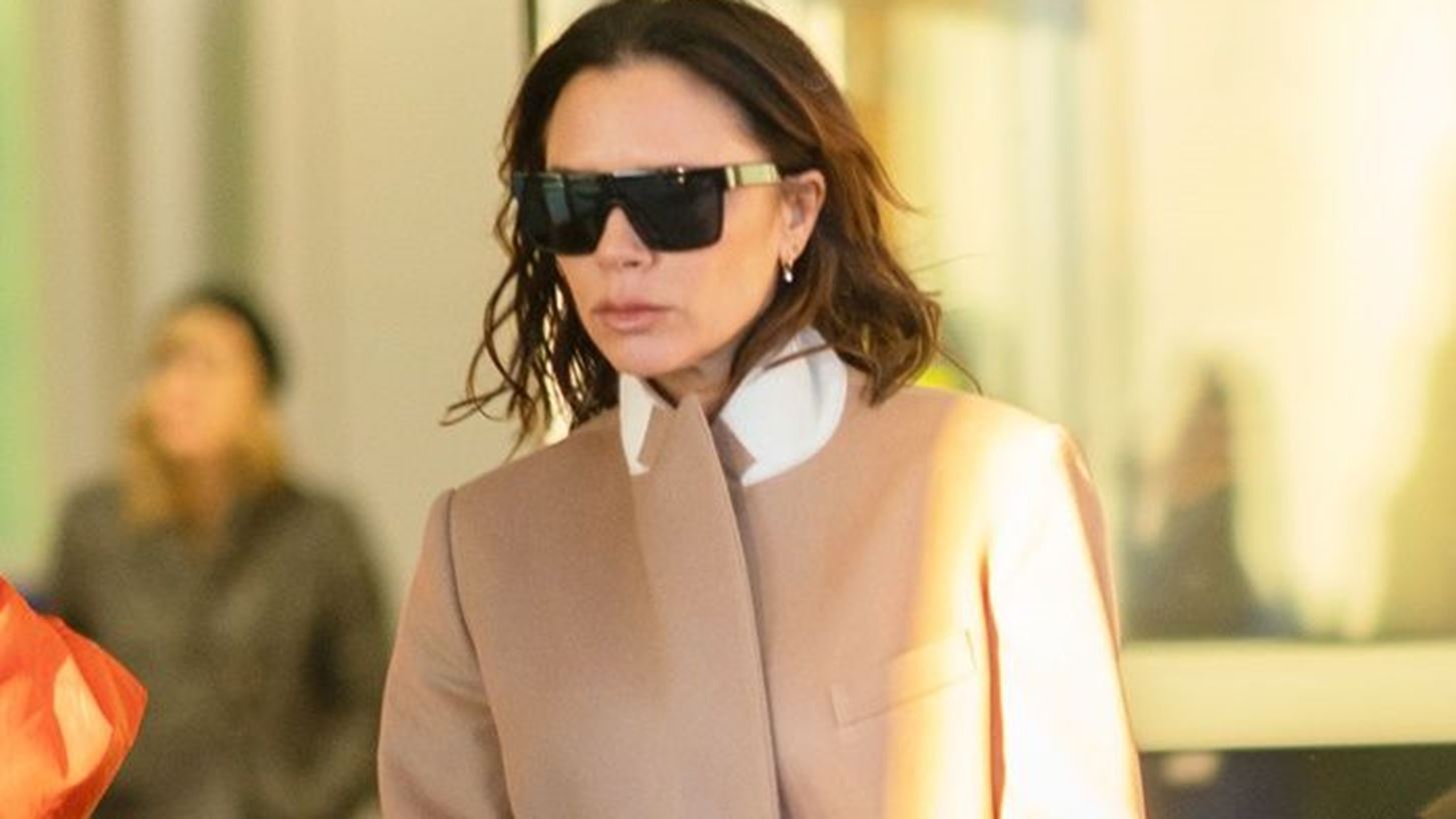 &#x3A0;&#x3BF;&#x3CD; &#x3B5;&#x3BD;&#x3C4;&#x3CC;&#x3C0;&#x3B9;&#x3C3;&#x3B5; &#x3BF; &#x3C6;&#x3C9;&#x3C4;&#x3BF;&#x3B3;&#x3C1;&#x3B1;&#x3C6;&#x3B9;&#x3BA;&#x3CC;&#x3C2; &#x3C6;&#x3B1;&#x3BA;&#x3CC;&#x3C2; &#x3C4;&#x3B7;&#x3BD; Victoria Beckham;