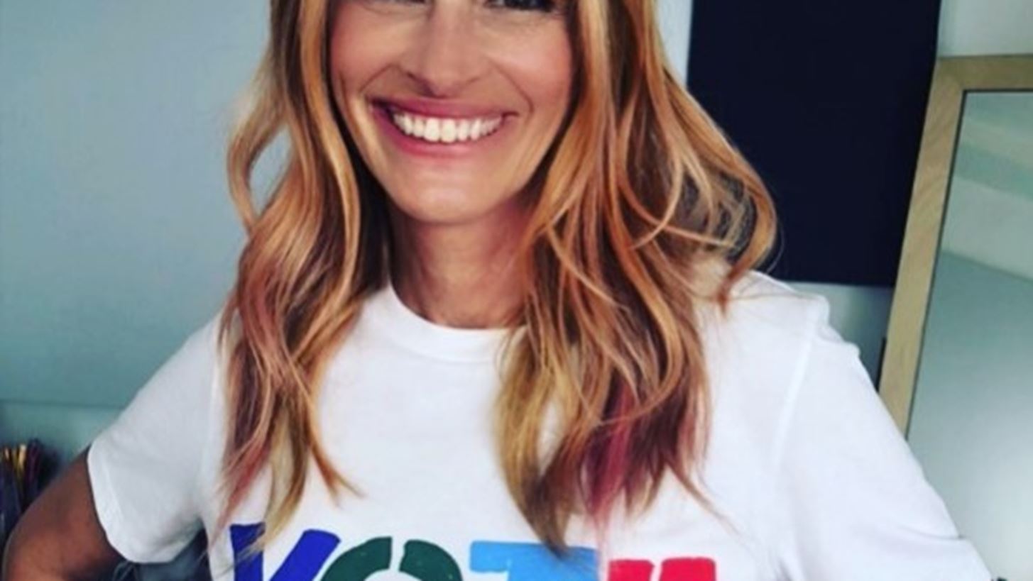 &#x397; Julia Roberts &#x3B4;&#x3B5;&#x3AF;&#x3C7;&#x3BD;&#x3B5;&#x3B9; &#x3C4;&#x3B7;&#x3BD; &#x3C3;&#x3C4;&#x3AE;&#x3C1;&#x3B9;&#x3BE;&#x3AE; &#x3C4;&#x3B7;&#x3C2; &#x3C3;&#x3C4;&#x3B7;&#x3BD; LGBT &#x3BA;&#x3BF;&#x3B9;&#x3BD;&#x3CC;&#x3C4;&#x3B7;&#x3C4;&#x3B1;