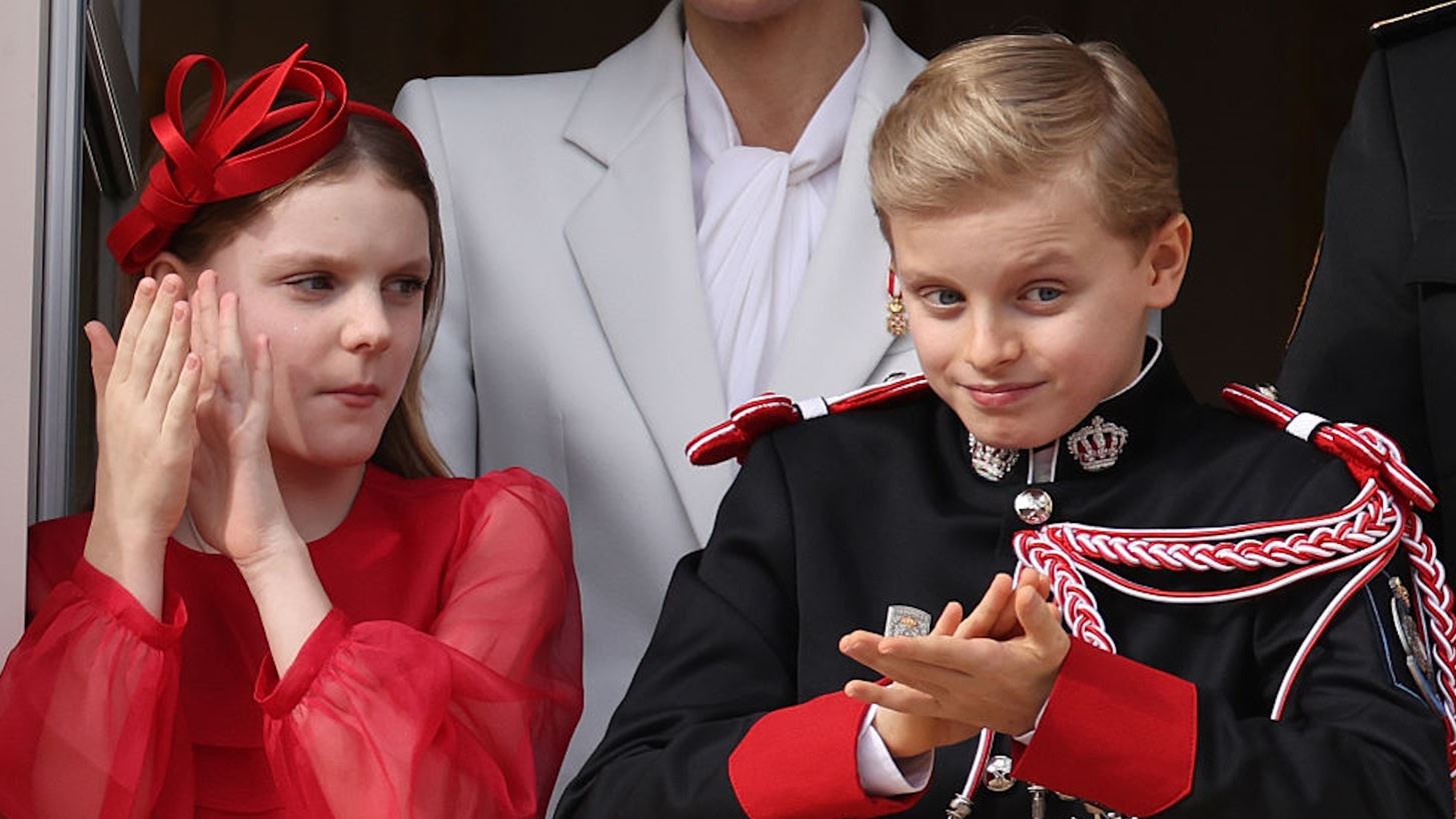 &#x39C;&#x3BF;&#x3BD;&#x3B1;&#x3BA;&#x3CC; | &#x3A3;&#x3C4;&#x3B1; &#x3C0;&#x3C1;&#x3CC;&#x3B8;&#x3C5;&#x3C1;&#x3B1; &#x3C4;&#x3B7;&#x3C2; &#x3B5;&#x3C6;&#x3B7;&#x3B2;&#x3B5;&#x3AF;&#x3B1;&#x3C2; &#x3BF; &#x3C0;&#x3C1;&#x3AF;&#x3B3;&#x3BA;&#x3B9;&#x3C0;&#x3B1;&#x3C2; Jacques &#x3BA;&#x3B1;&#x3B9; &#x3B7; &#x3C0;&#x3C1;&#x3B9;&#x3B3;&#x3BA;&#x3AF;&#x3C0;&#x3B9;&#x3C3;&#x3C3;&#x3B1; Gabriella