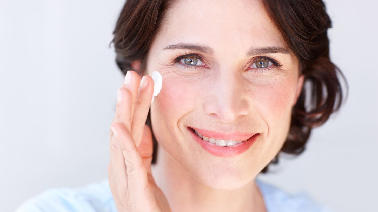 Skincare over 50 | &#x397; &#x3C3;&#x3C9;&#x3C3;&#x3C4;&#x3AE; &#x3C0;&#x3B5;&#x3C1;&#x3B9;&#x3C0;&#x3BF;&#x3AF;&#x3B7;&#x3C3;&#x3B7; &#x3C0;&#x3C1;&#x3BF;&#x3C3;&#x3CE;&#x3C0;&#x3BF;&#x3C5; &#x3C3;&#x3C4;&#x3B1; 50&#x2B;