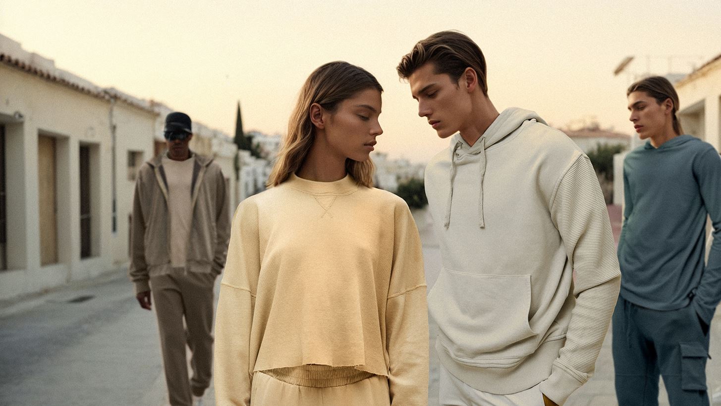&#x397; Dirty Laundry &#x3C0;&#x3B1;&#x3C1;&#x3BF;&#x3C5;&#x3C3;&#x3B9;&#x3AC;&#x3B6;&#x3B5;&#x3B9; &#x3C4;&#x3B7;&#x3BD; &#x3BA;&#x3B1;&#x3BC;&#x3C0;&#x3AC;&#x3BD;&#x3B9;&#x3B1; &#x391;W 23-24 &#x3BC;&#x3B5; &#x3C7;&#x3C1;&#x3AE;&#x3C3;&#x3B7; &#x391;&#x399; &#x3C4;&#x3B5;&#x3C7;&#x3BD;&#x3BF;&#x3BB;&#x3BF;&#x3B3;&#x3AF;&#x3B1;&#x3C2;
